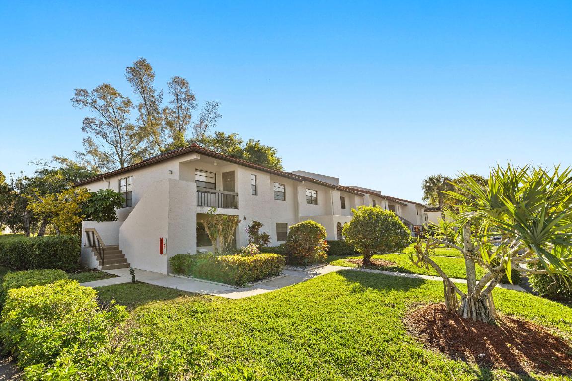 Boca Lago - Residential