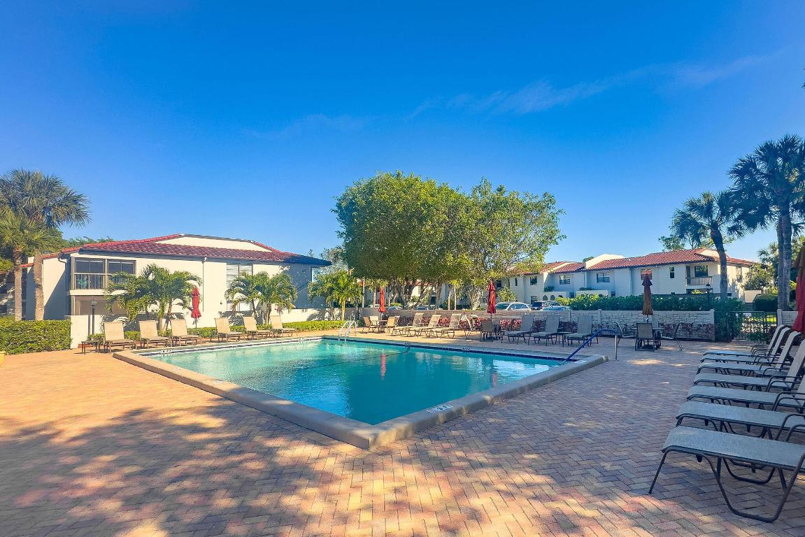 Boca Lago - Residential