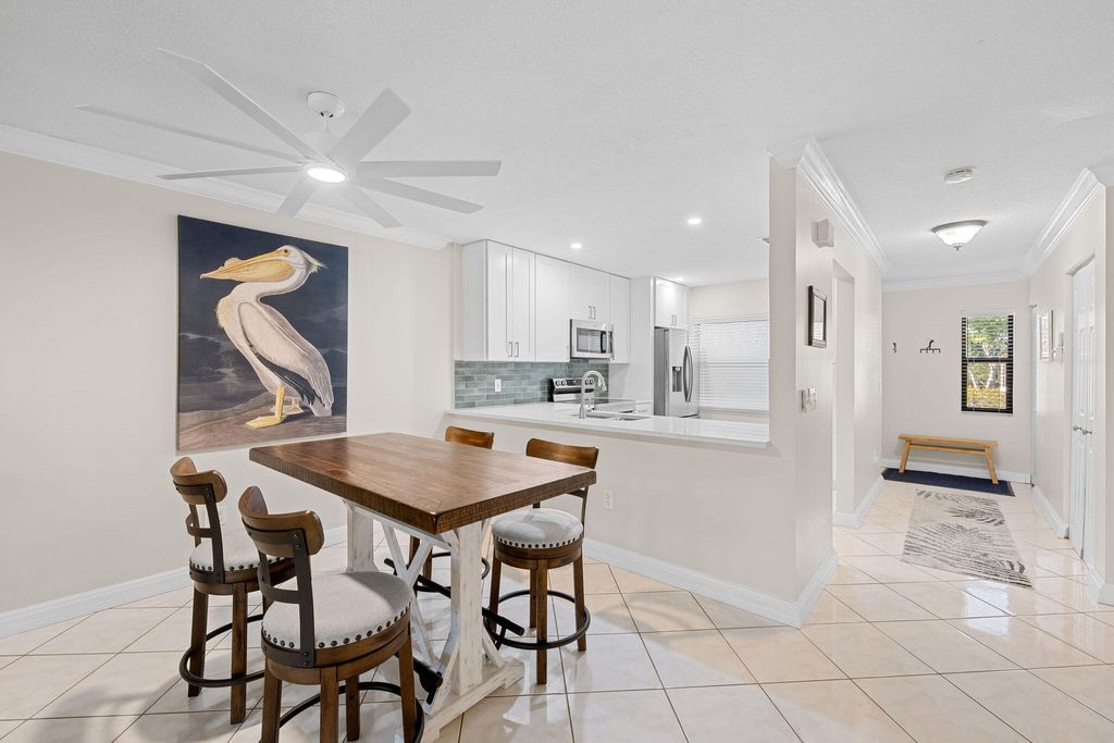 Photo of 9193 Pecky Cypress Lane #6f, Boca Raton, FL 33428 (MLS # R11156881)