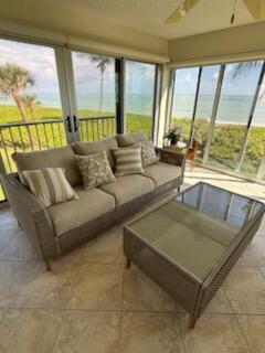 COLONY CONDO APTS IN OR16 - Residential Lease