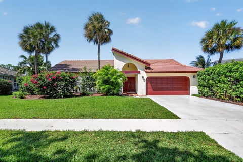 Photo of 2400 SW 23rd Cranbrook Drive, Boynton Beach, FL 33436 (MLS # B26043506)