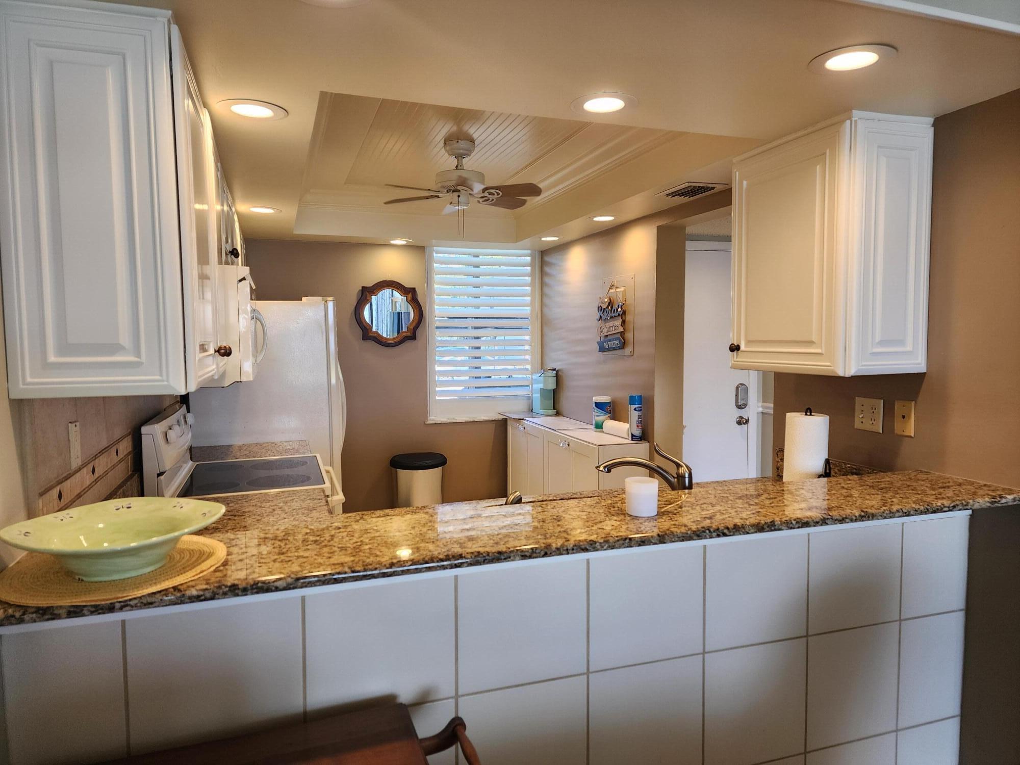 CIRCLE BAY YACHT CLUB CONDO - Residential