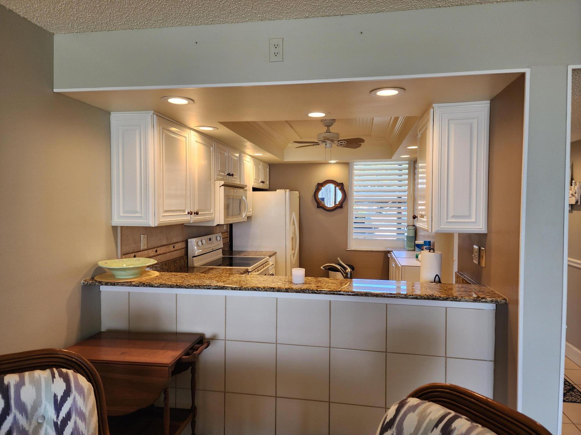 CIRCLE BAY YACHT CLUB CONDO - Residential