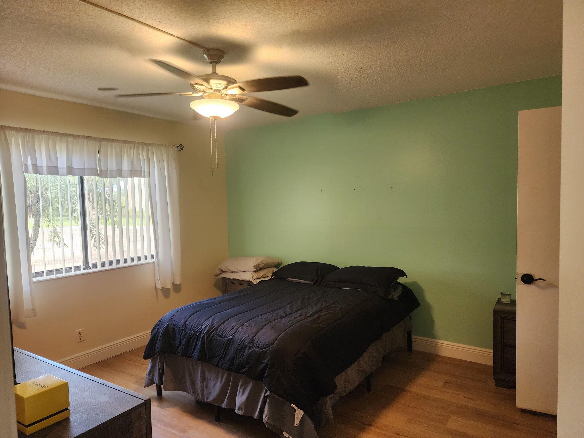 4820 Lucerne Lakes 106 Boulevard 106, Lake Worth, FL, 33467/$150,000 3 4820 Lucerne Lakes 106 Boulevard 106