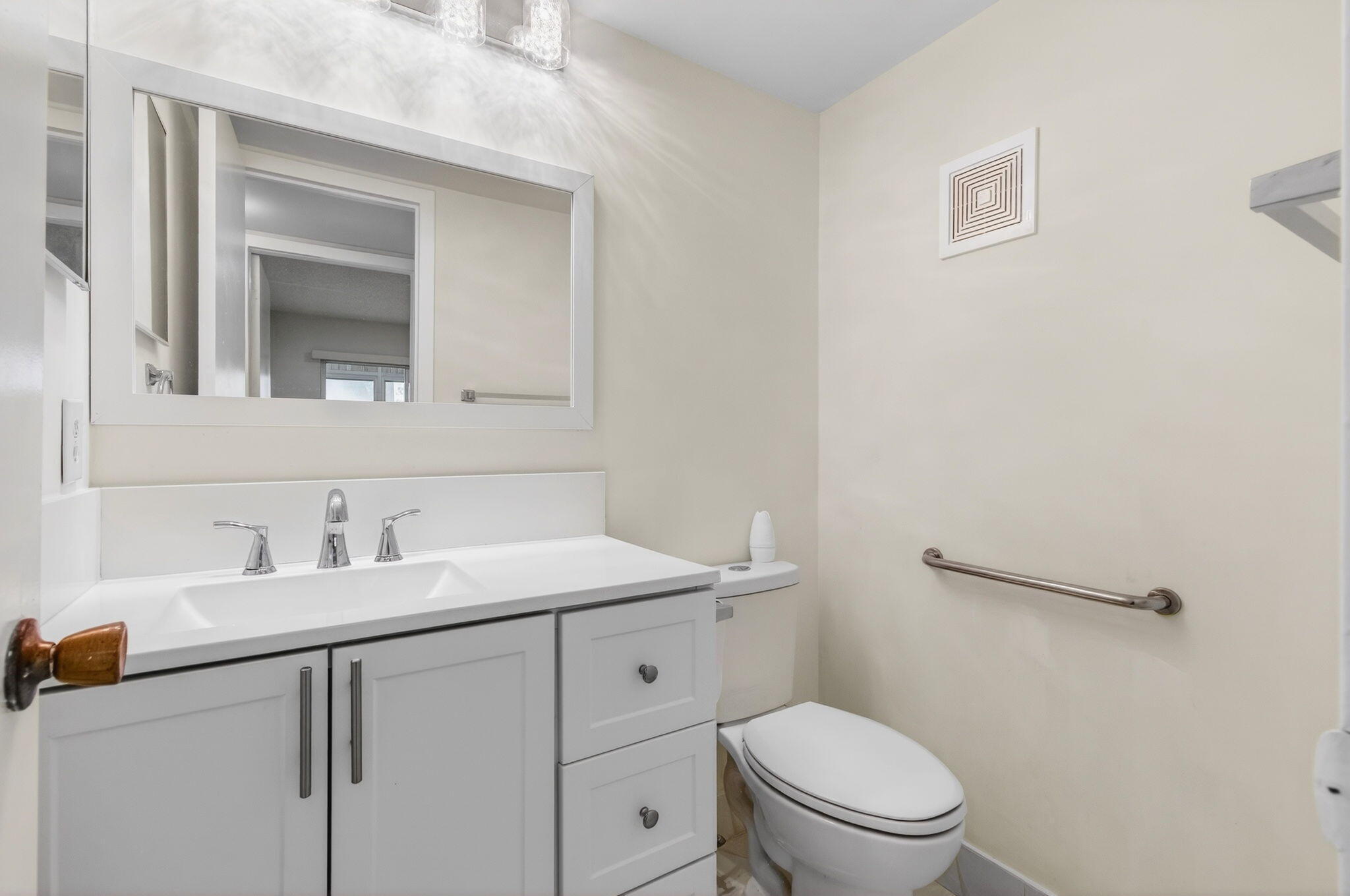 CENTURY VILLAGE - Residential Lease