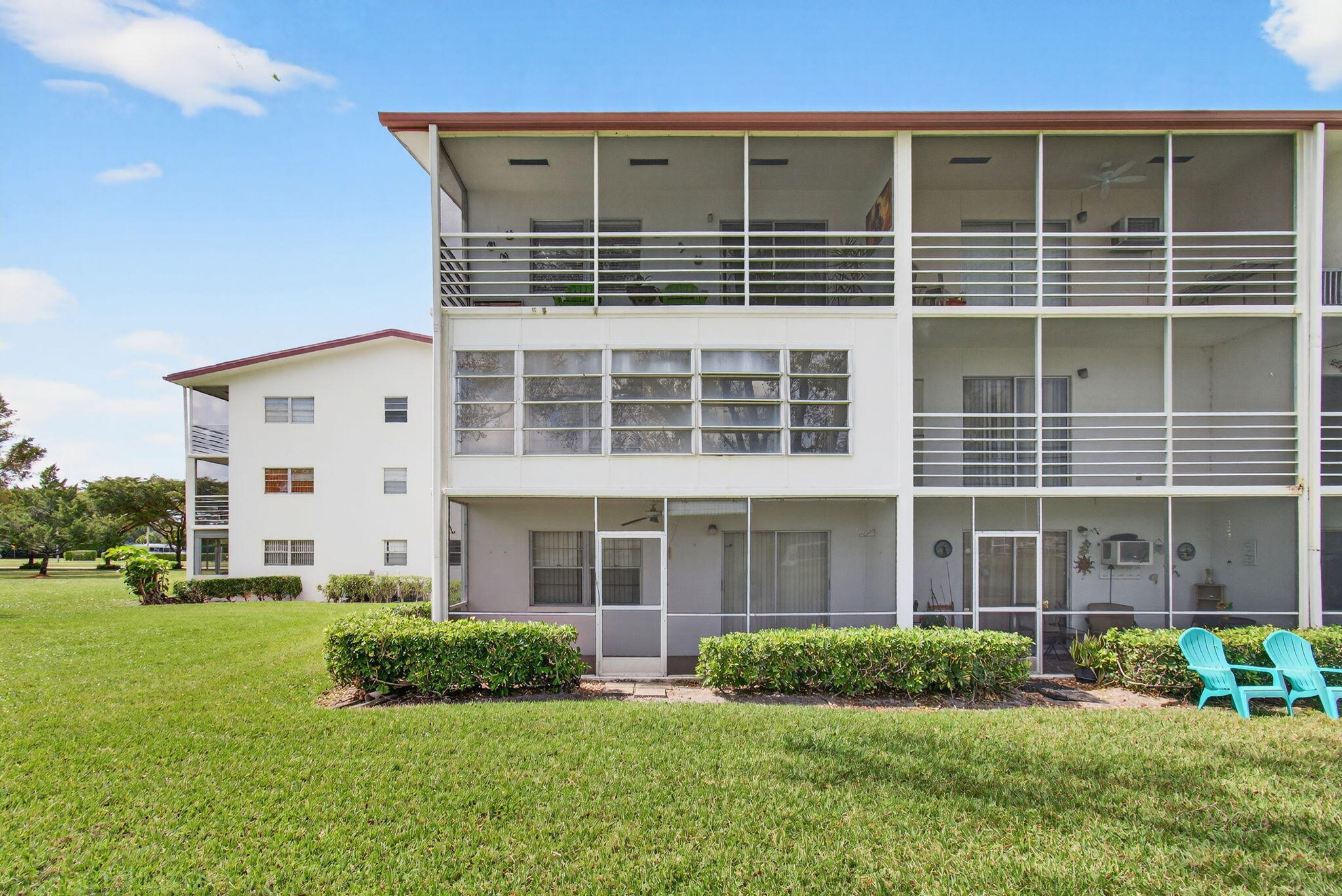 CENTURY VILLAGE - Residential Lease