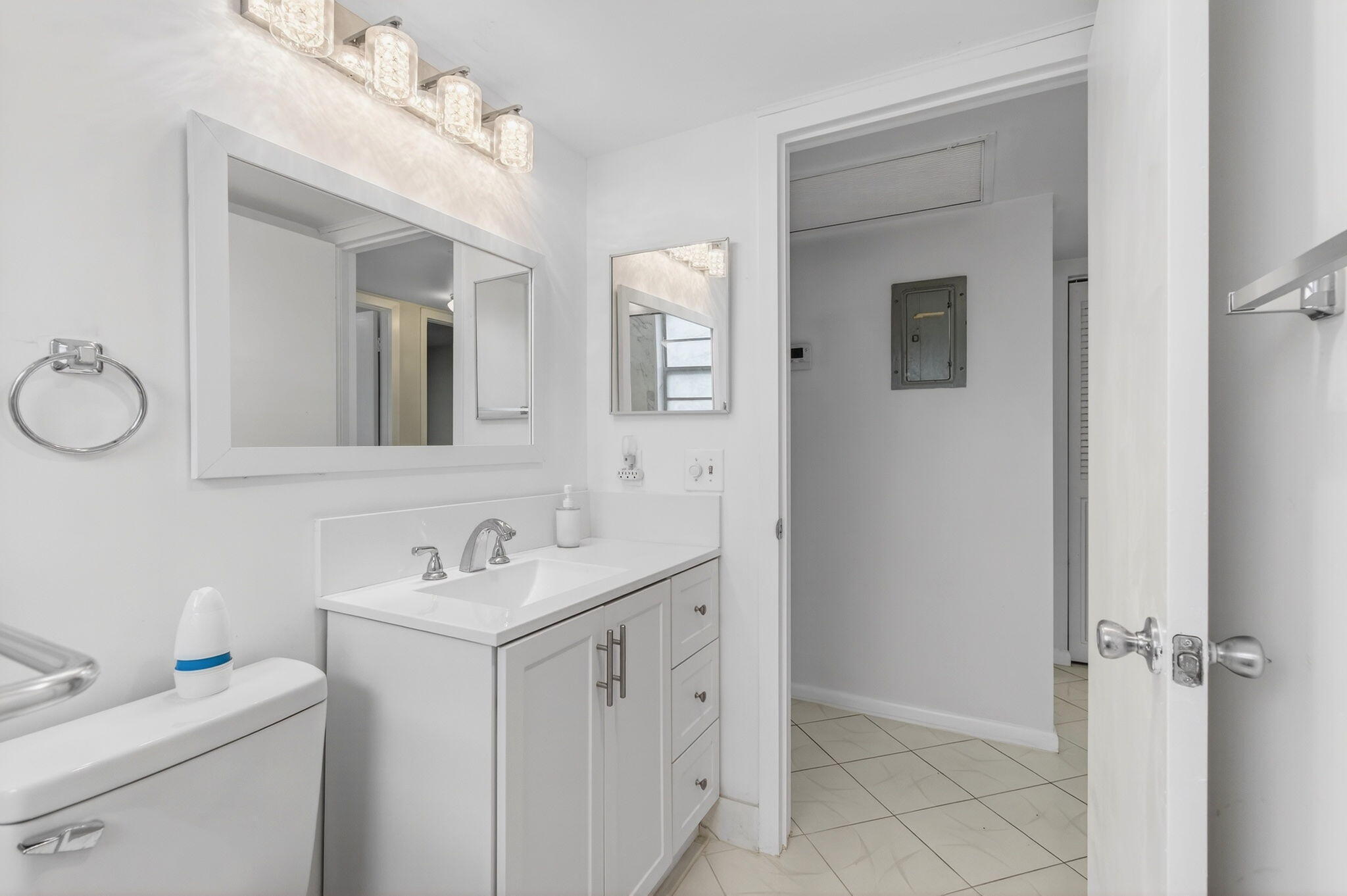 CENTURY VILLAGE - Residential Lease