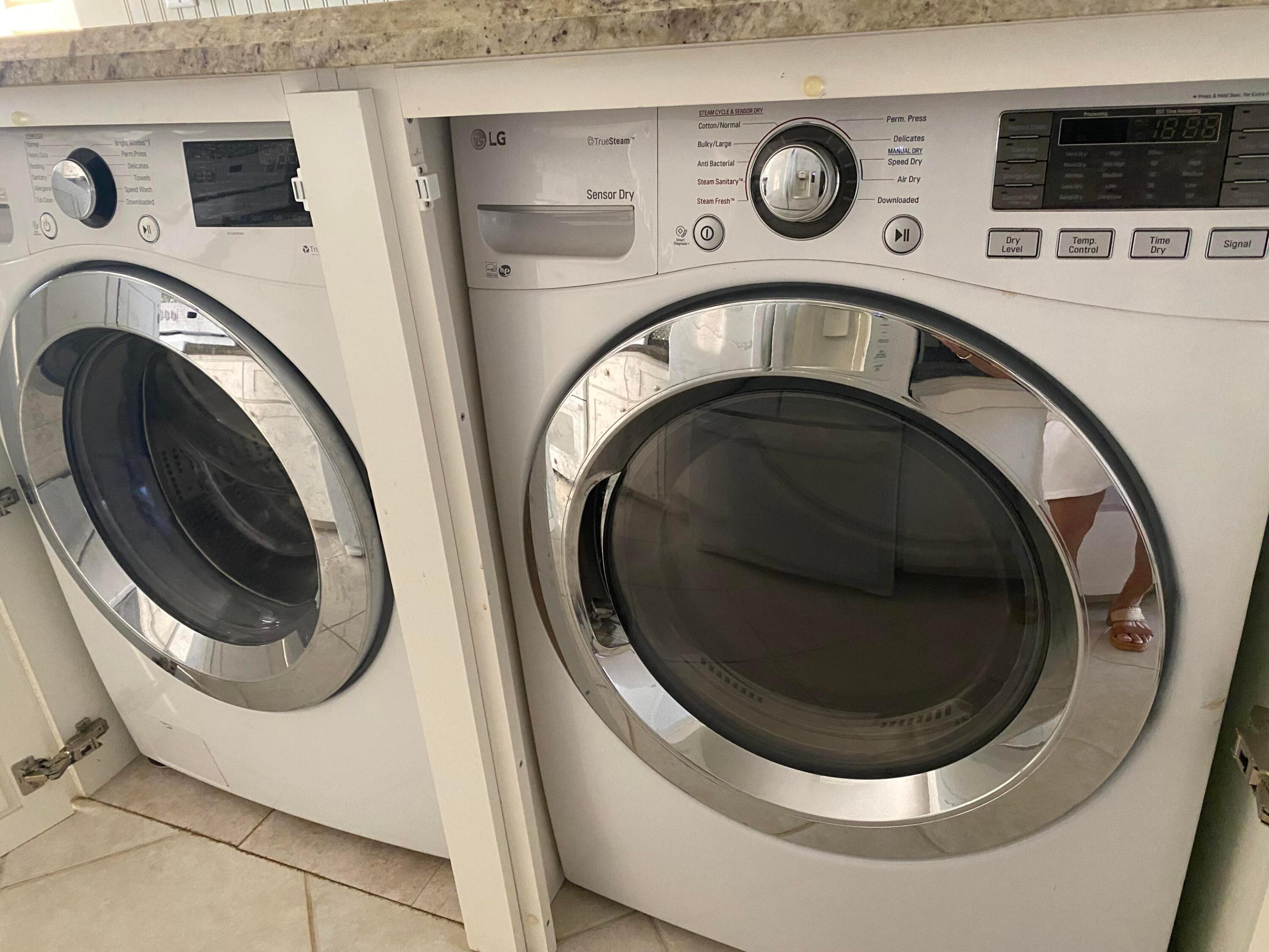 BROADVIEW CONDO - Residential