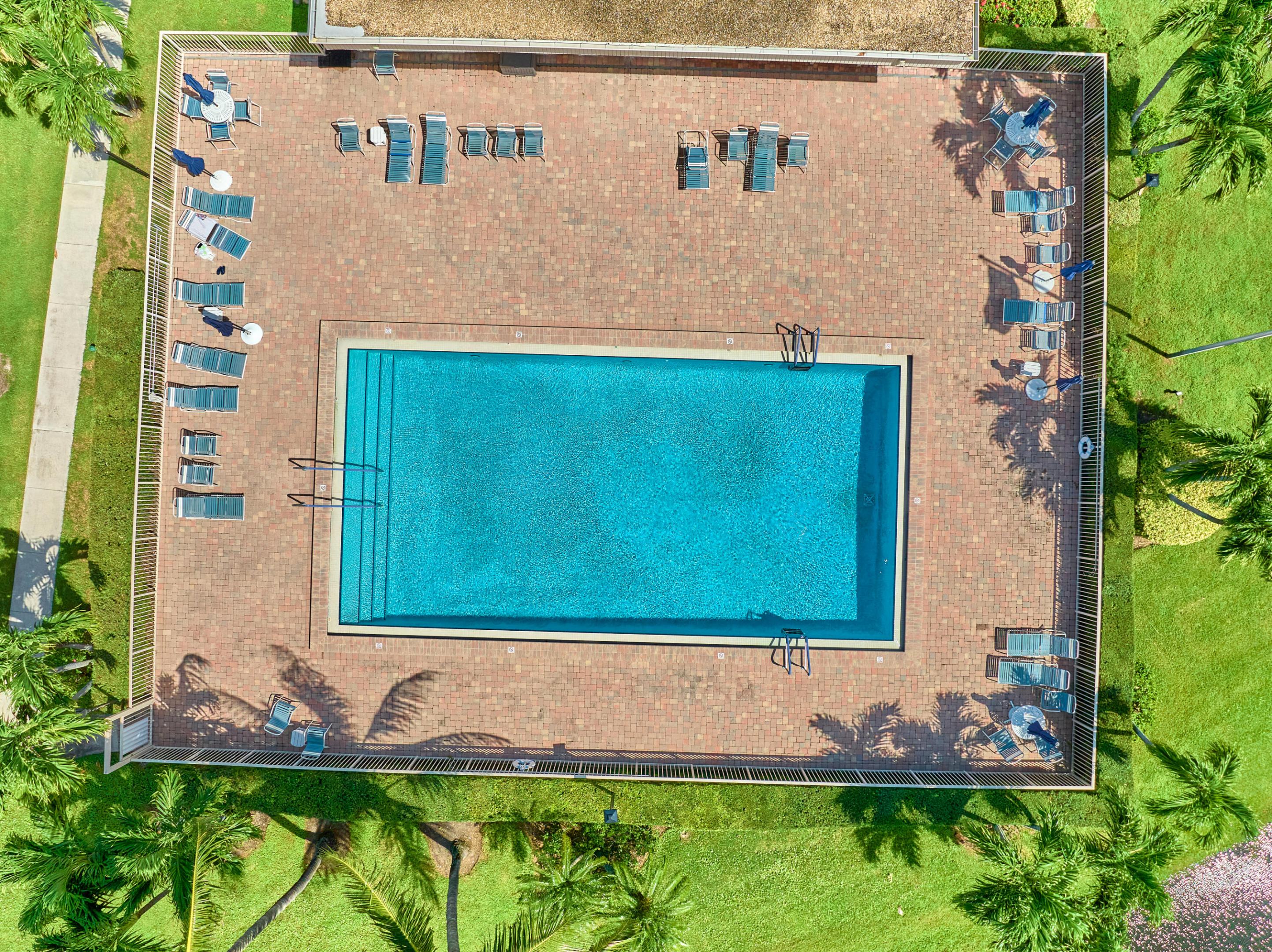 BROADVIEW CONDO - Residential