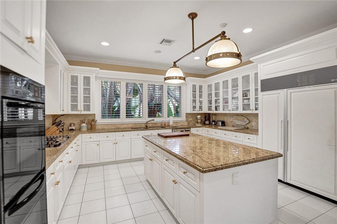 BRIDLE PATH - Residential