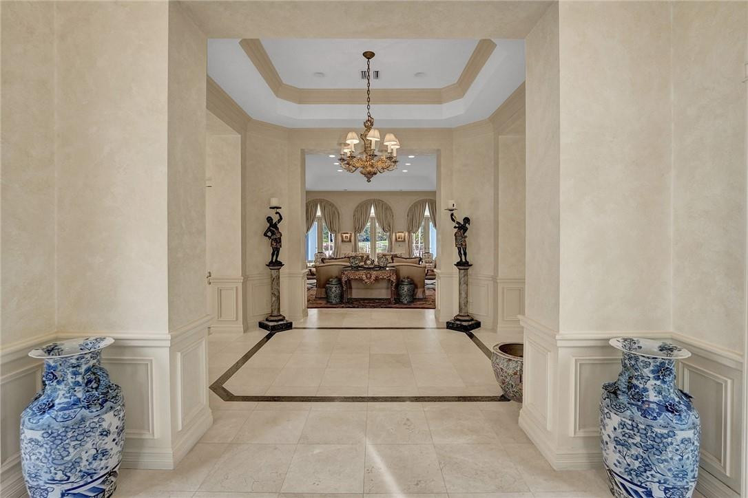 BRIDLE PATH - Residential