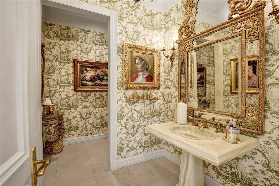 BRIDLE PATH - Residential