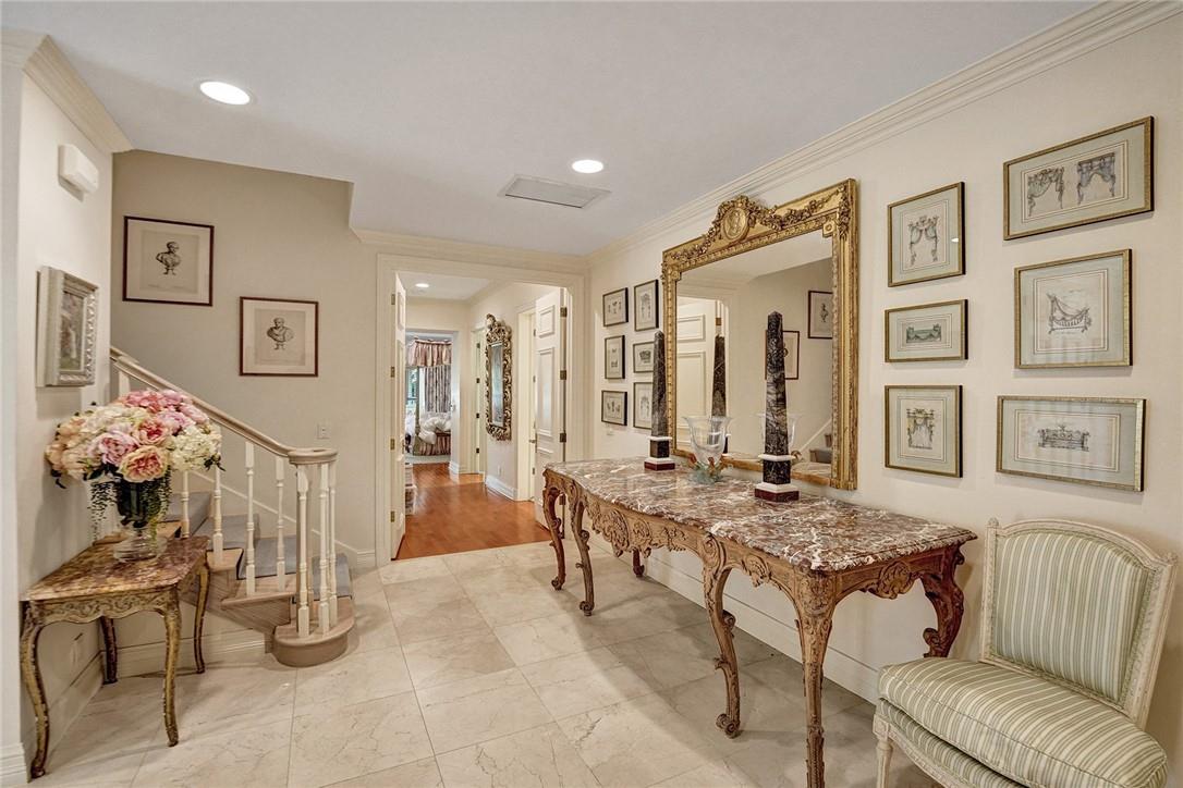 BRIDLE PATH - Residential