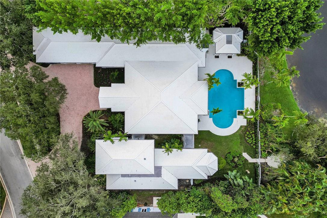 BRIDLE PATH - Residential