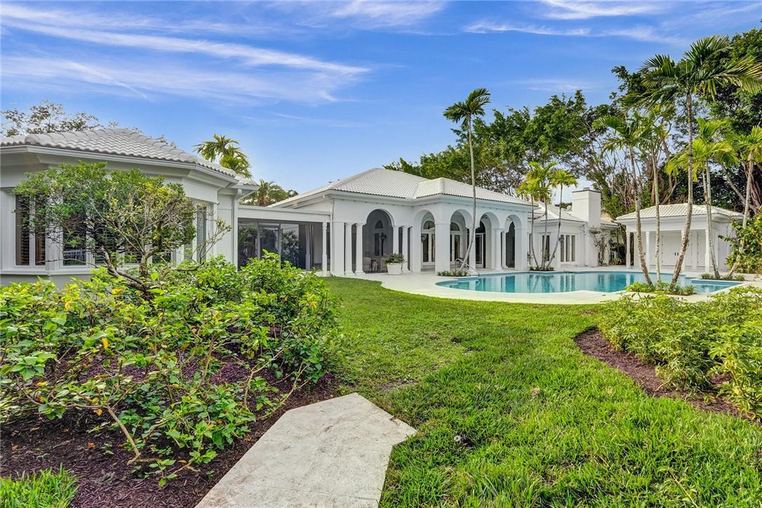 BRIDLE PATH - Residential