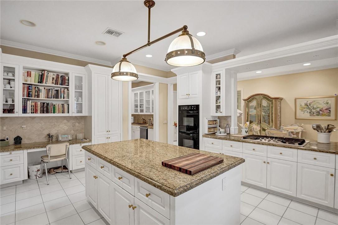 BRIDLE PATH - Residential