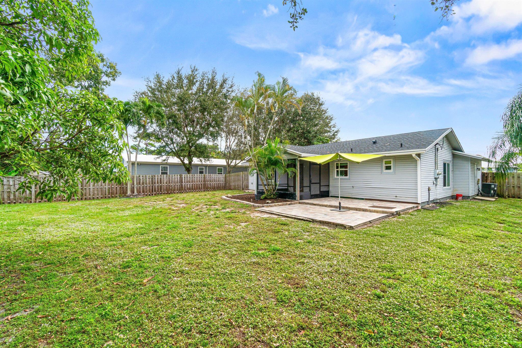 DELRAY GARDEN ESTATES 3 - Residential Lease