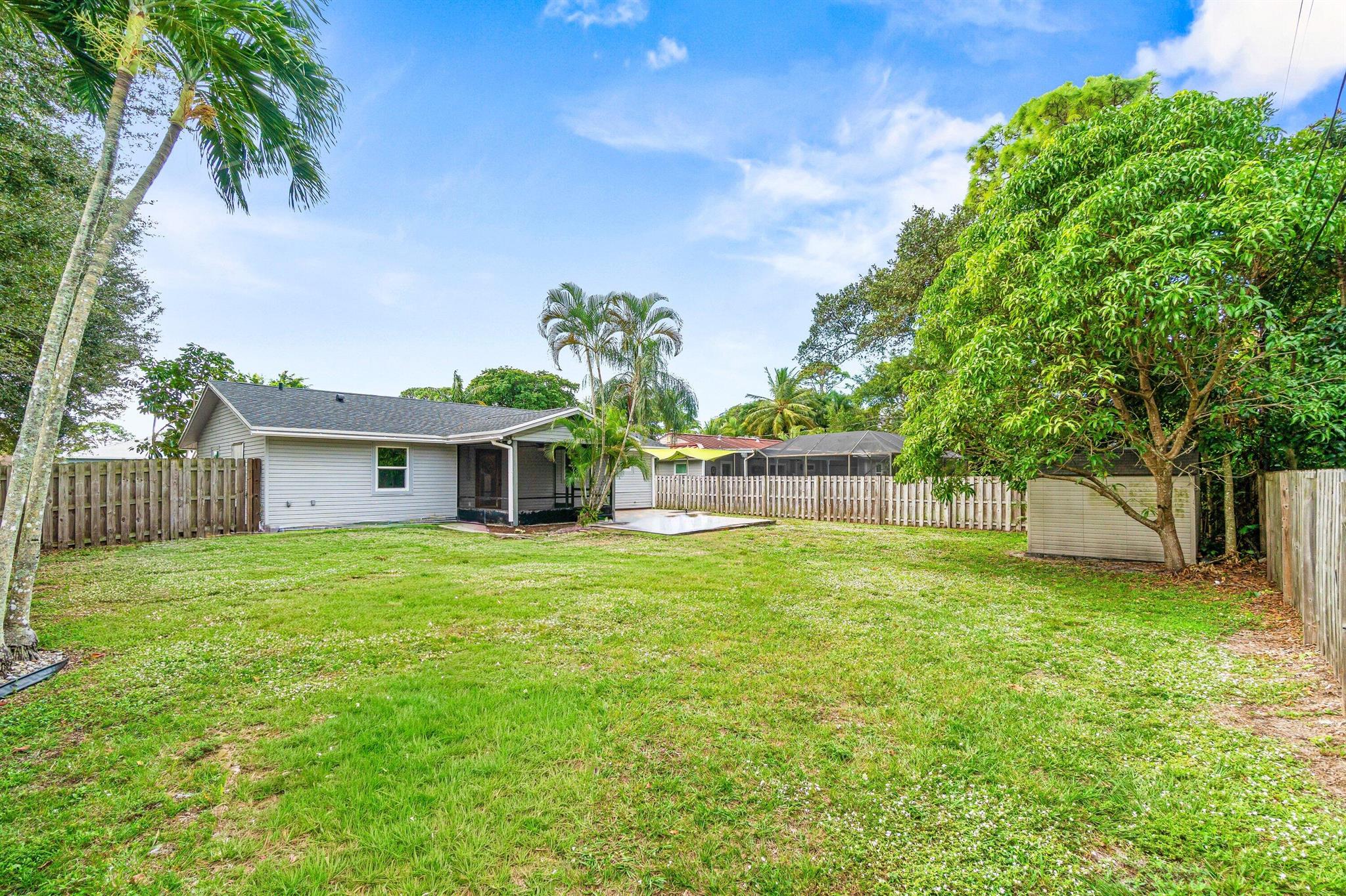 DELRAY GARDEN ESTATES 3 - Residential Lease