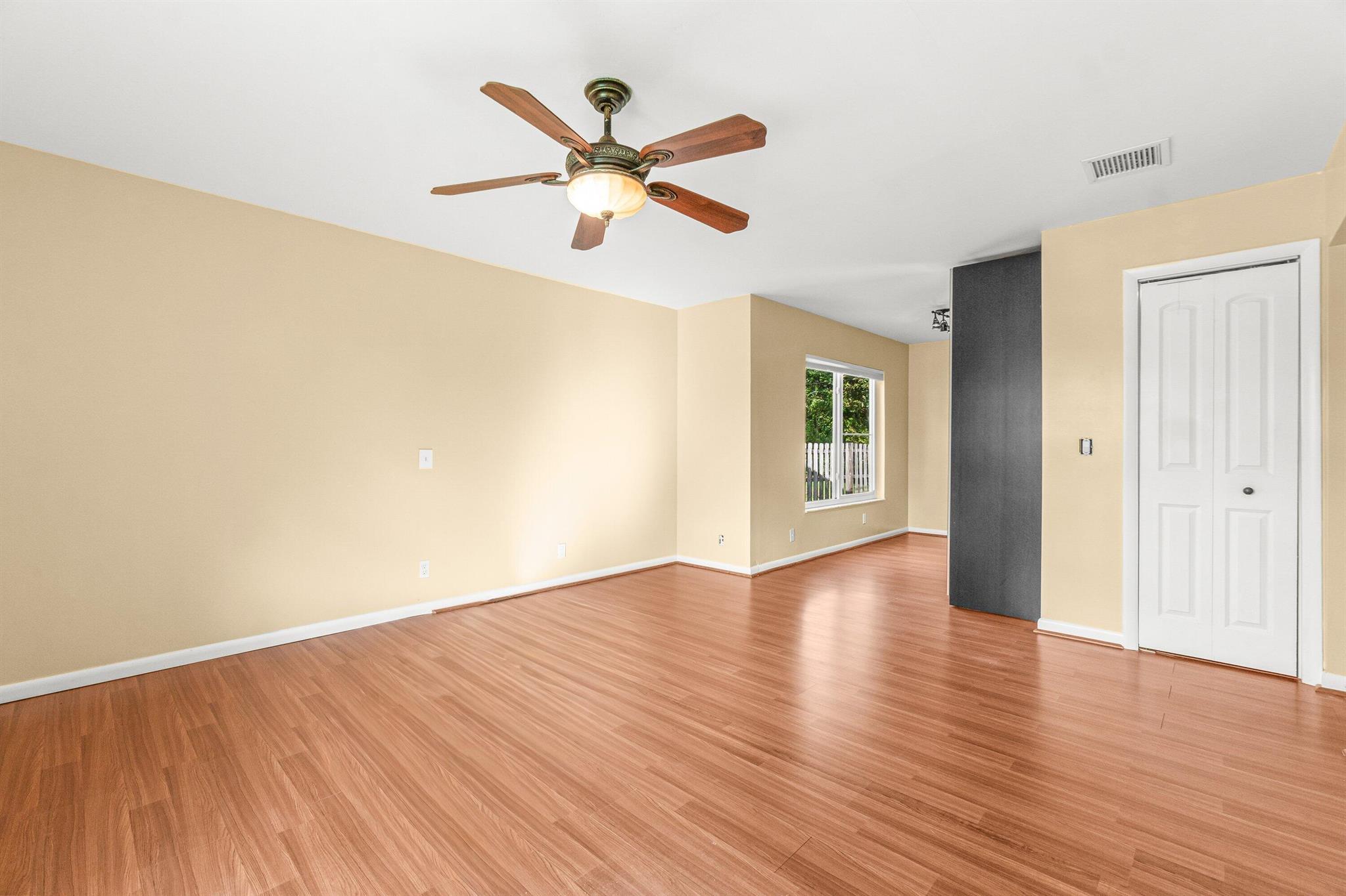 DELRAY GARDEN ESTATES 3 - Residential Lease