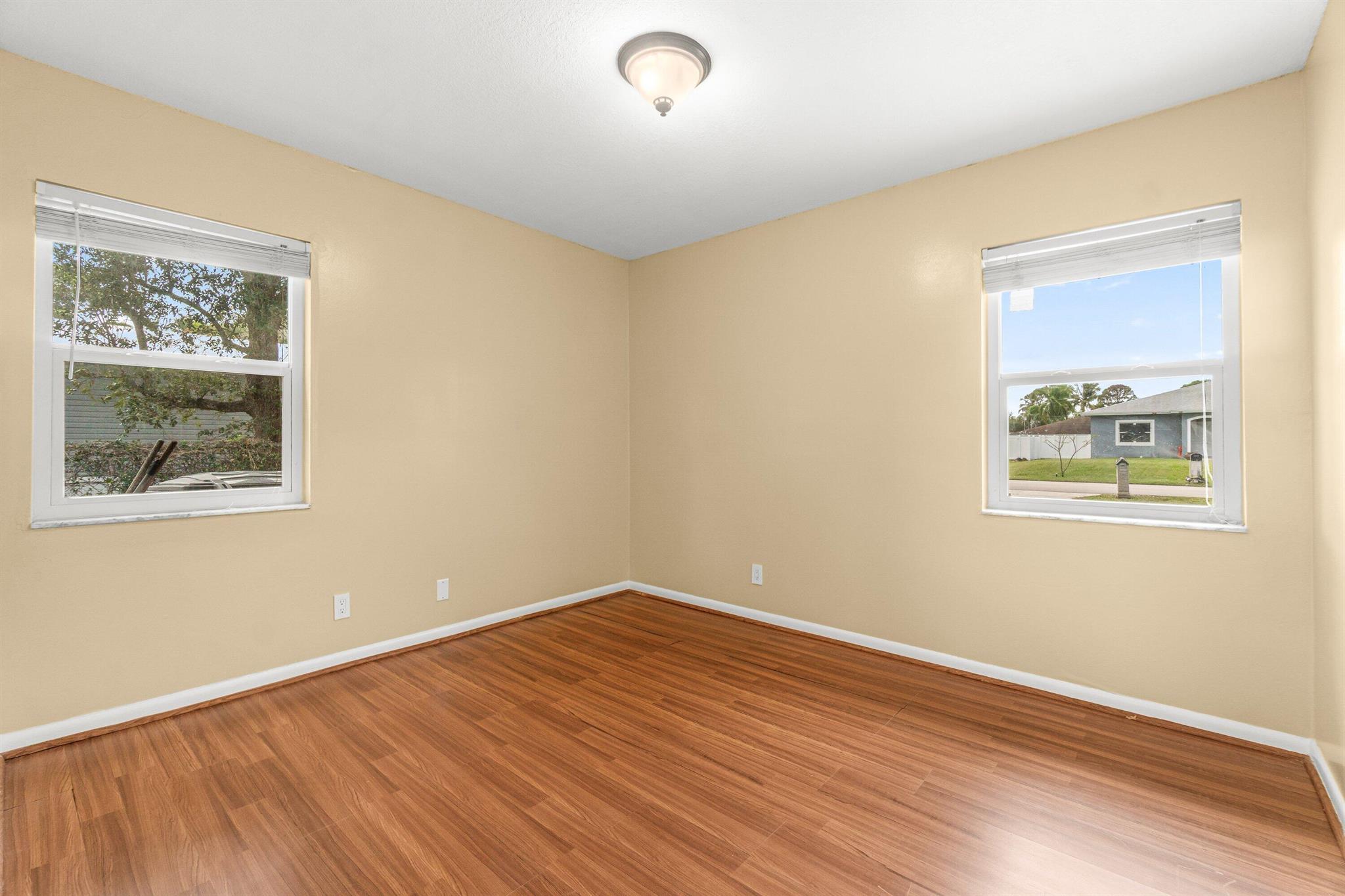 DELRAY GARDEN ESTATES 3 - Residential Lease