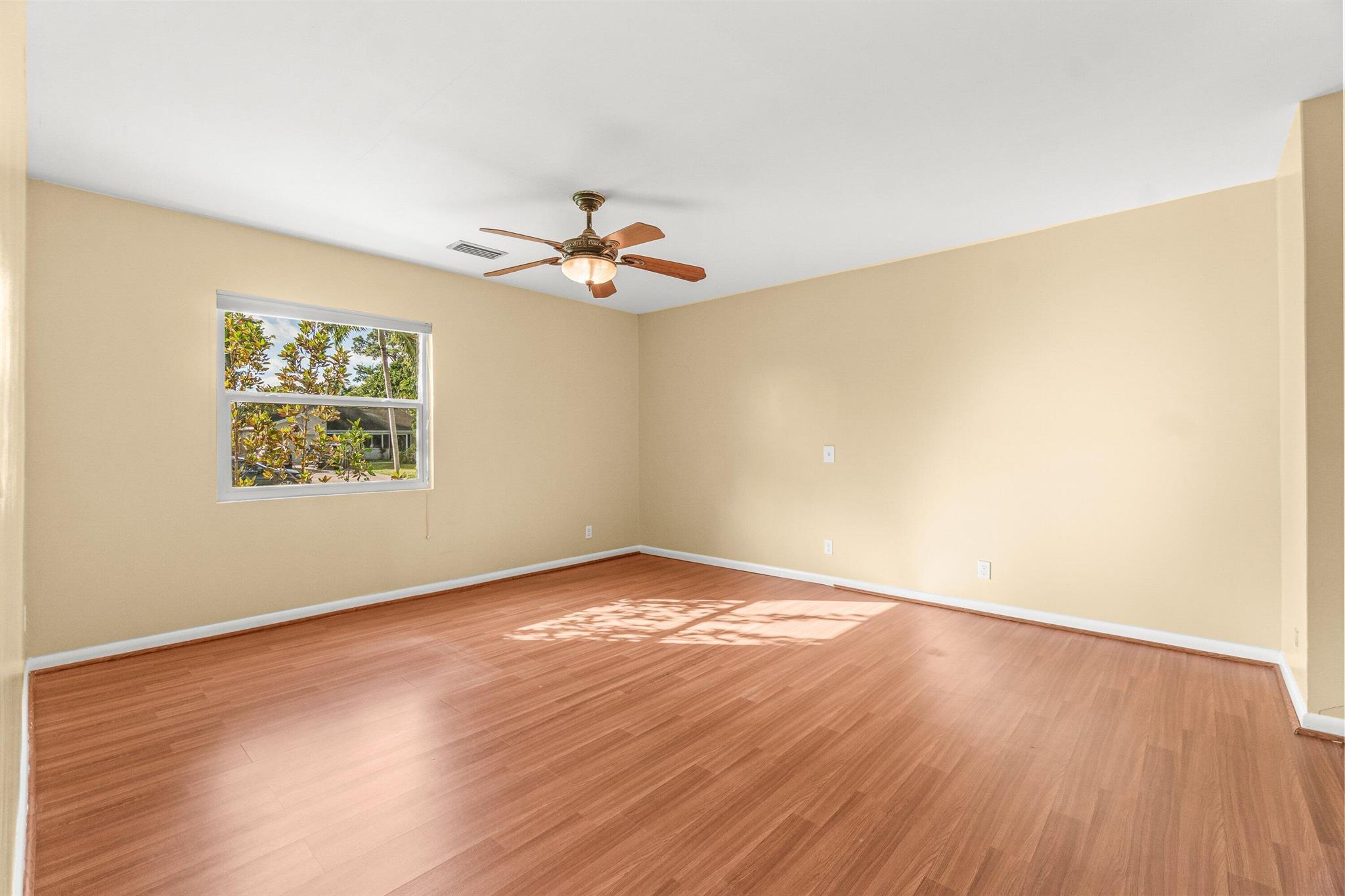 DELRAY GARDEN ESTATES 3 - Residential Lease