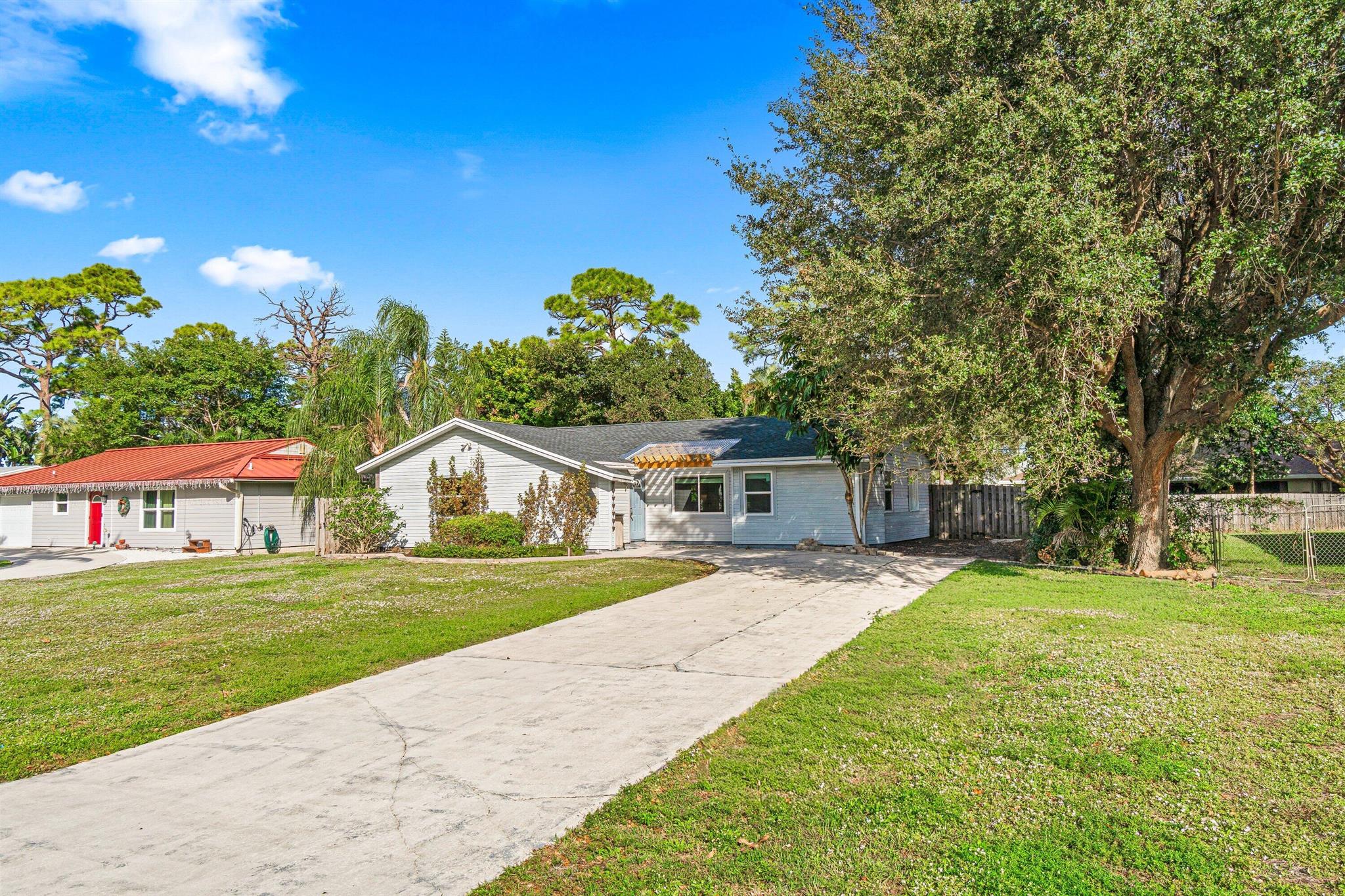 DELRAY GARDEN ESTATES 3 - Residential Lease