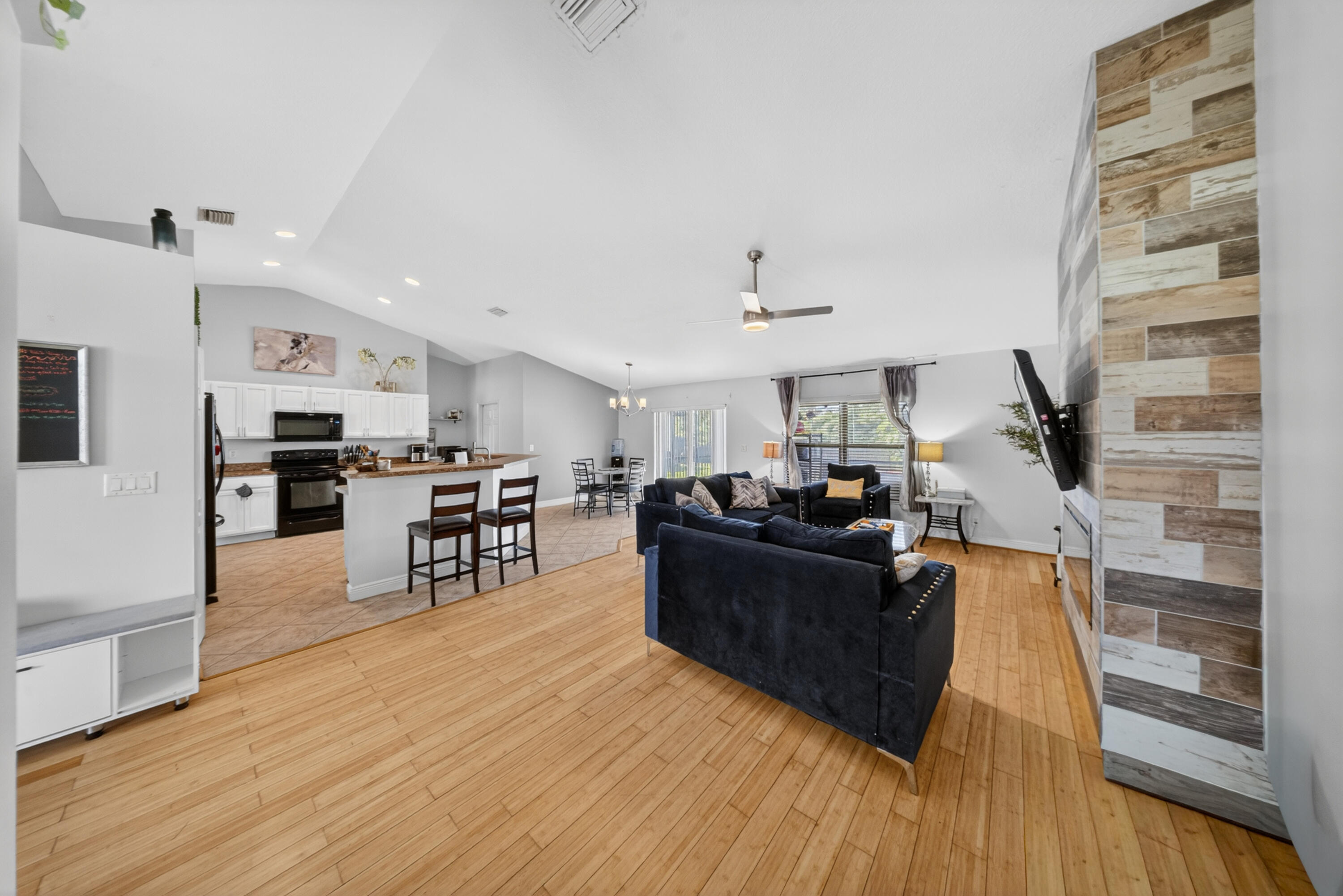 PORT ST LUCIE SECTION 44 - Residential