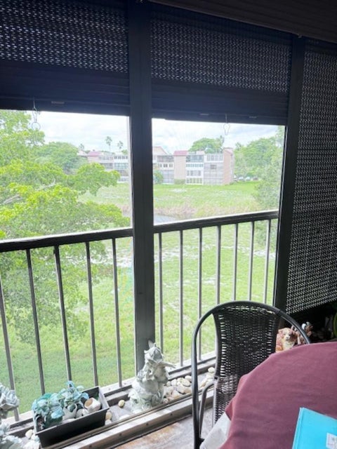Tiny photo for 7320 Lake Circle Drive #407, Margate, FL 33063 (MLS # F10482704)
