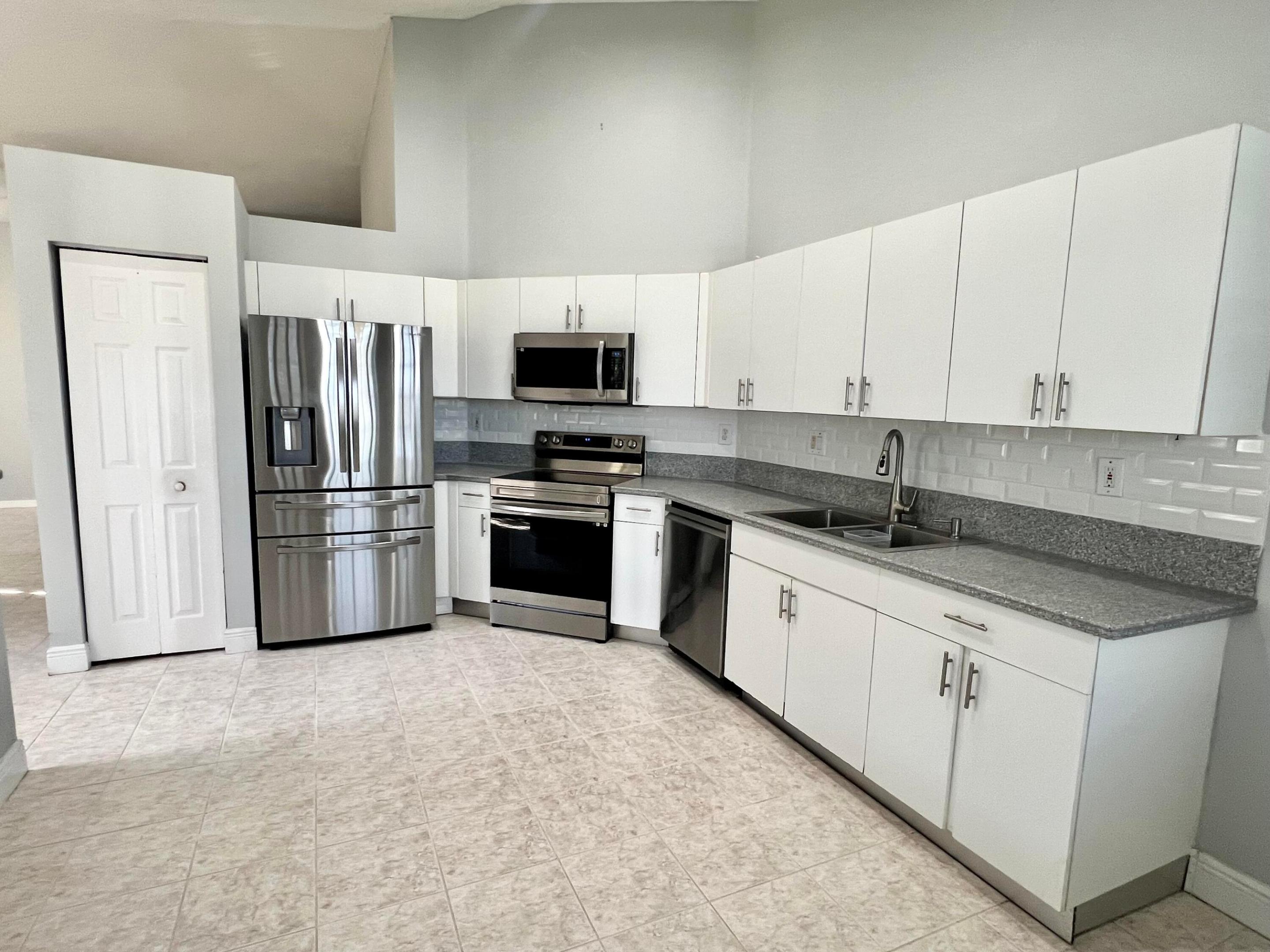 REGENCY HOMES AT SUNRISE - Residential