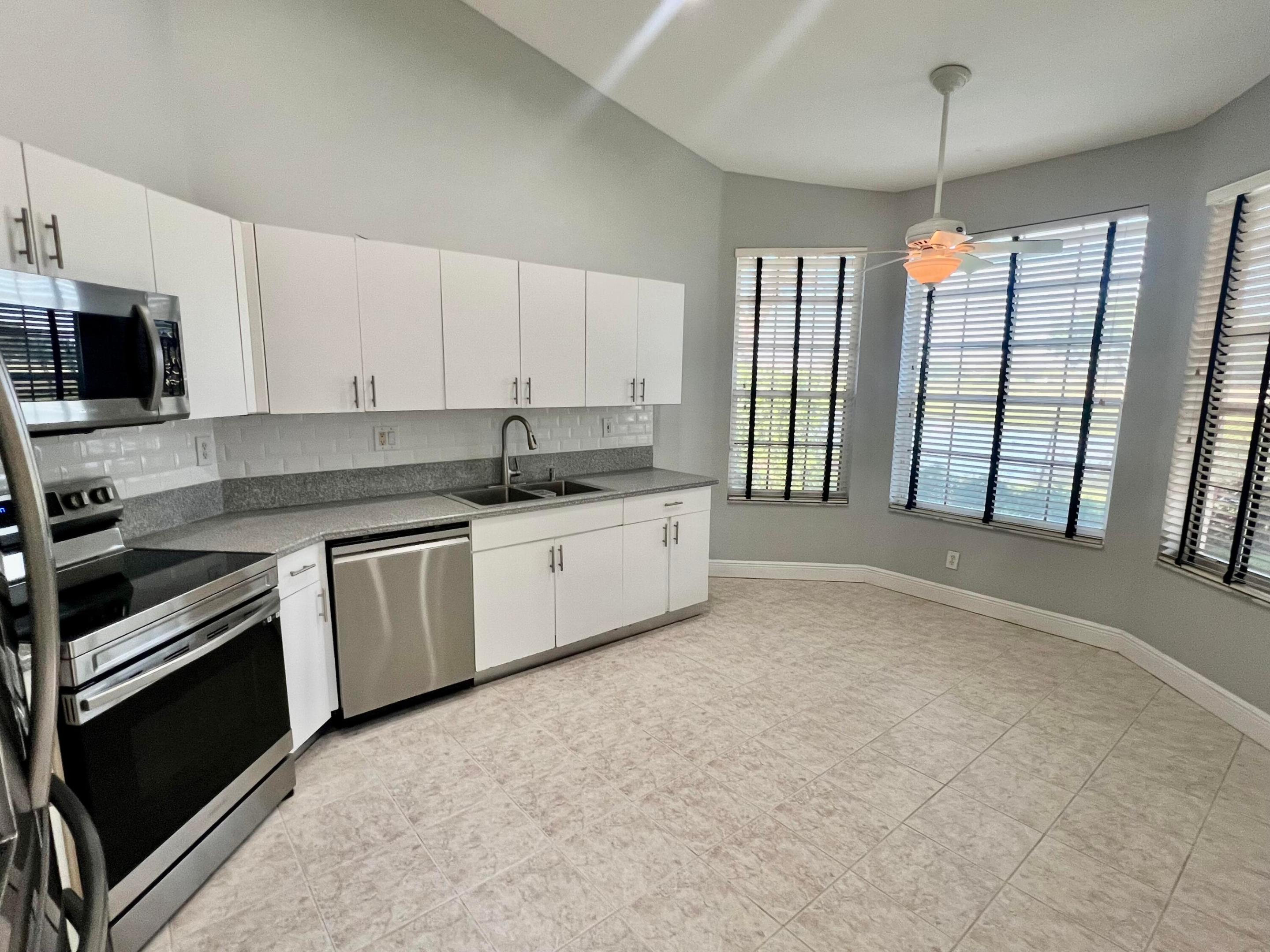 REGENCY HOMES AT SUNRISE - Residential