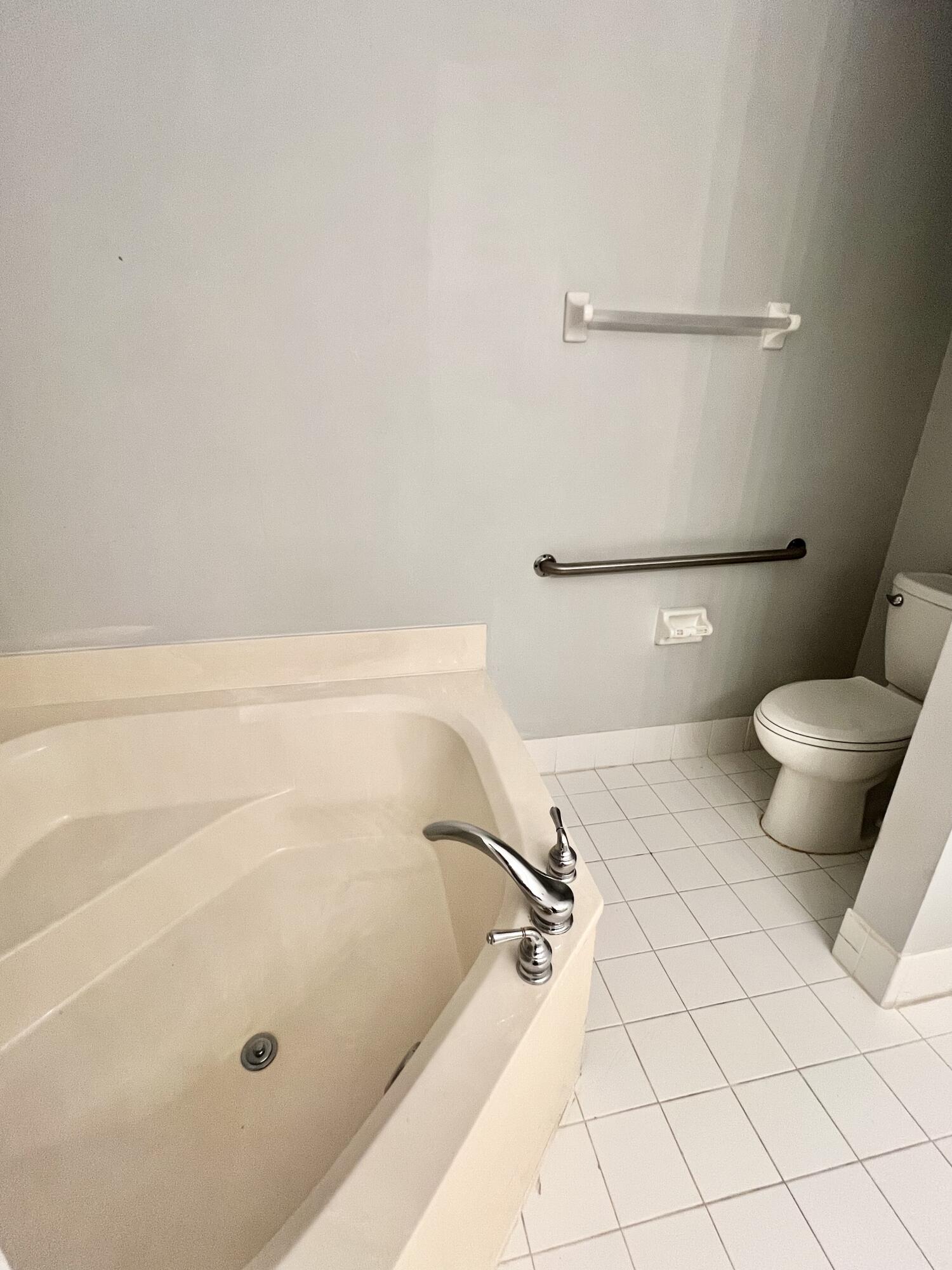 REGENCY HOMES AT SUNRISE - Residential