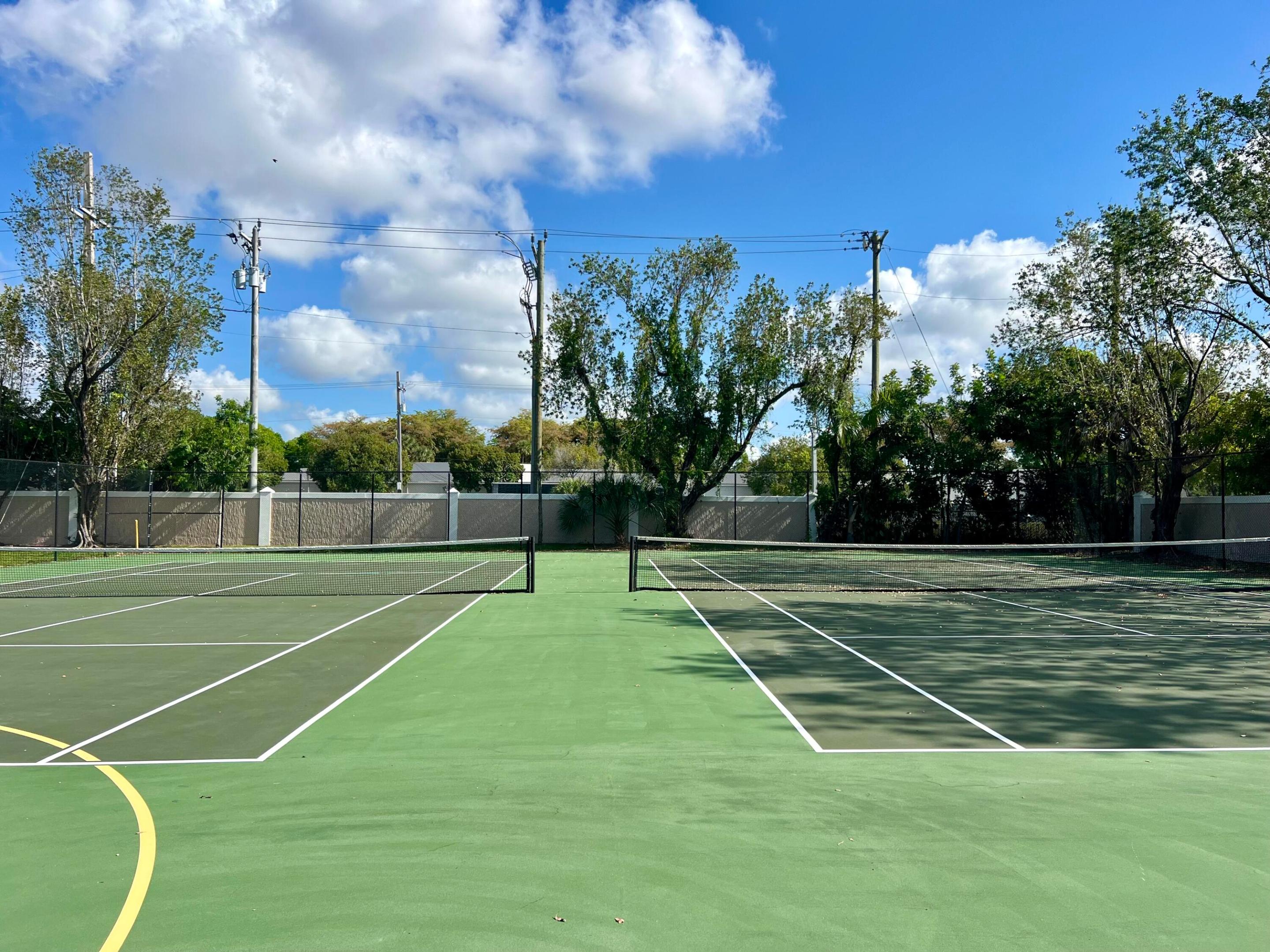 REGENCY HOMES AT SUNRISE - Residential