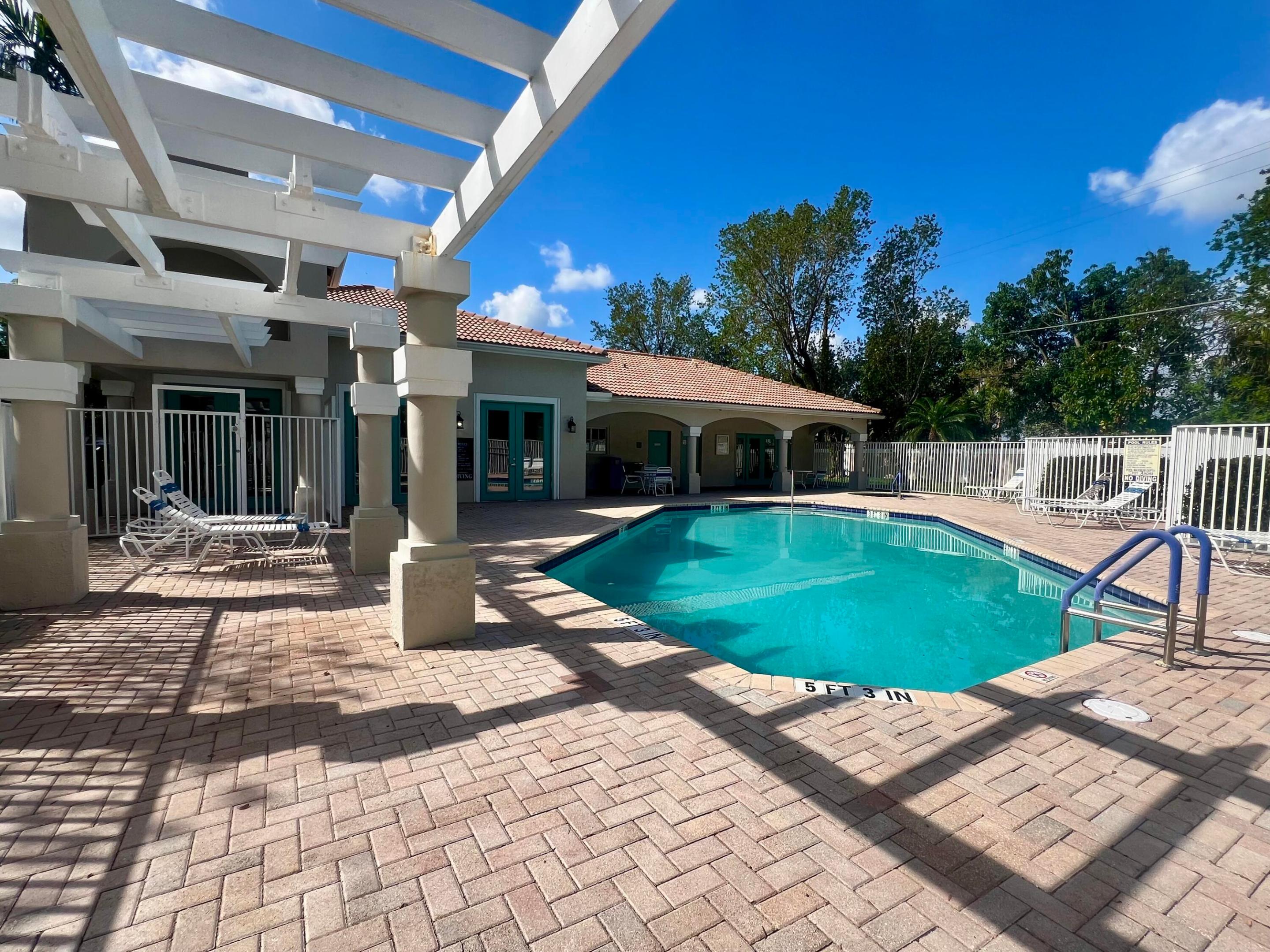 REGENCY HOMES AT SUNRISE - Residential