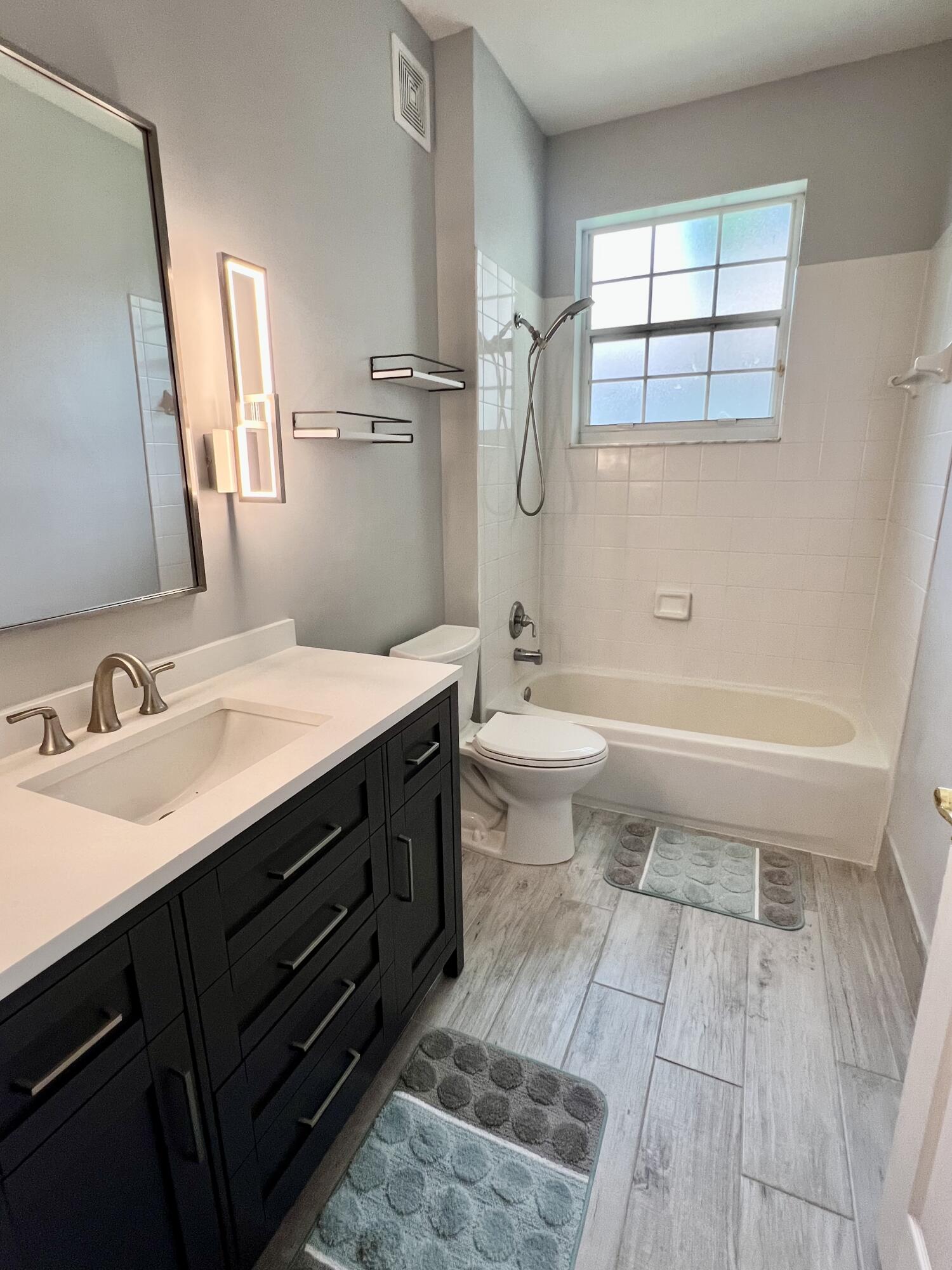 REGENCY HOMES AT SUNRISE - Residential