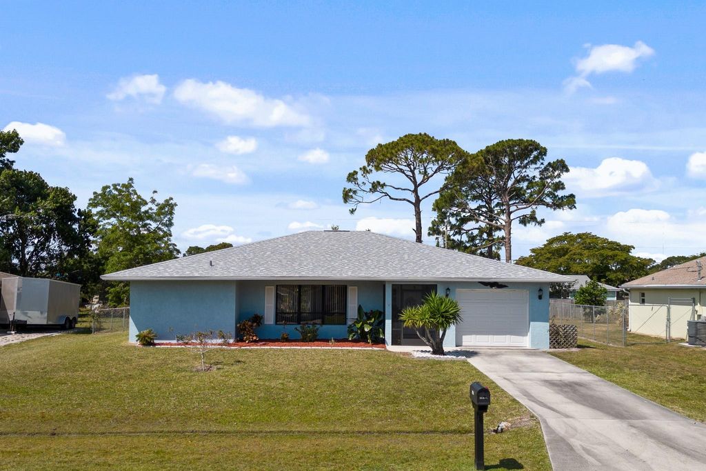 Photo of 2134 SE Genoa Street, Port Saint Lucie, FL 34952 (MLS # F10435714)