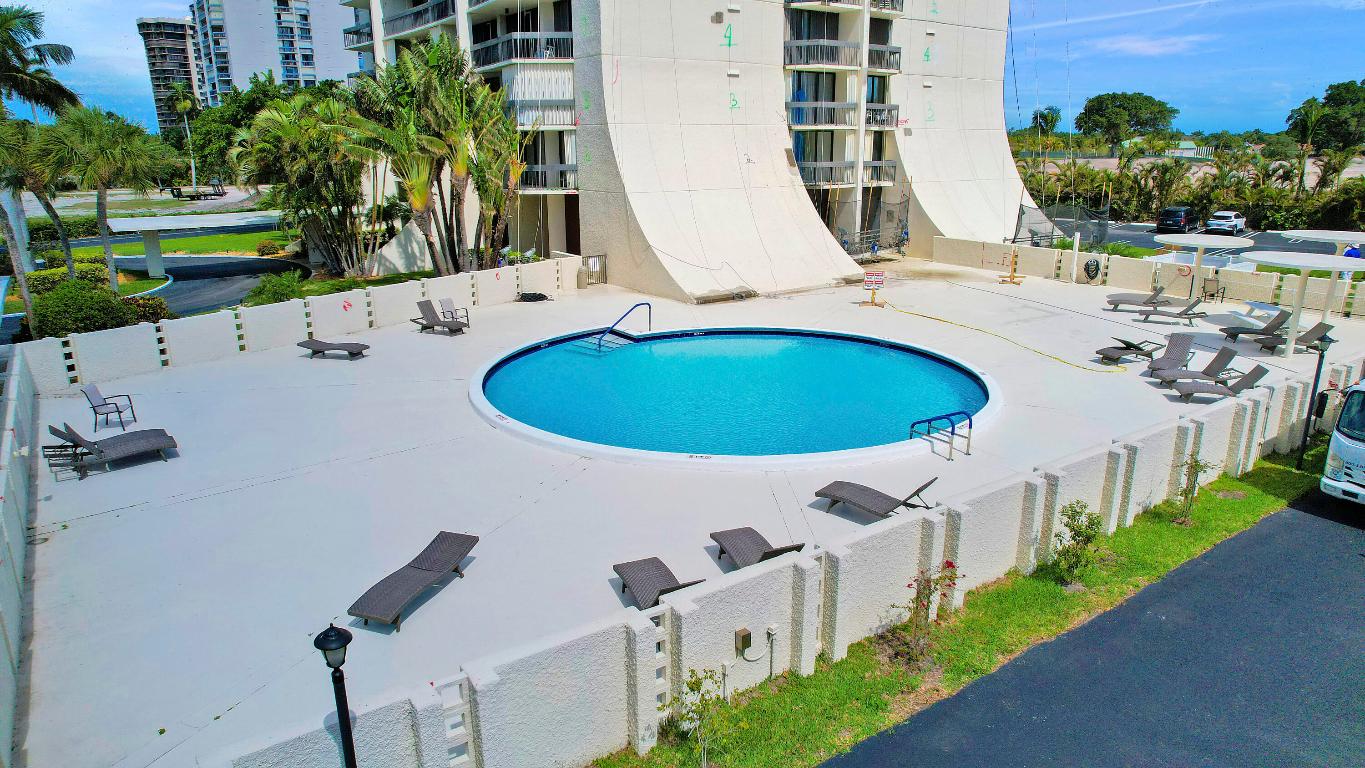 2000 Presidential Way 1401