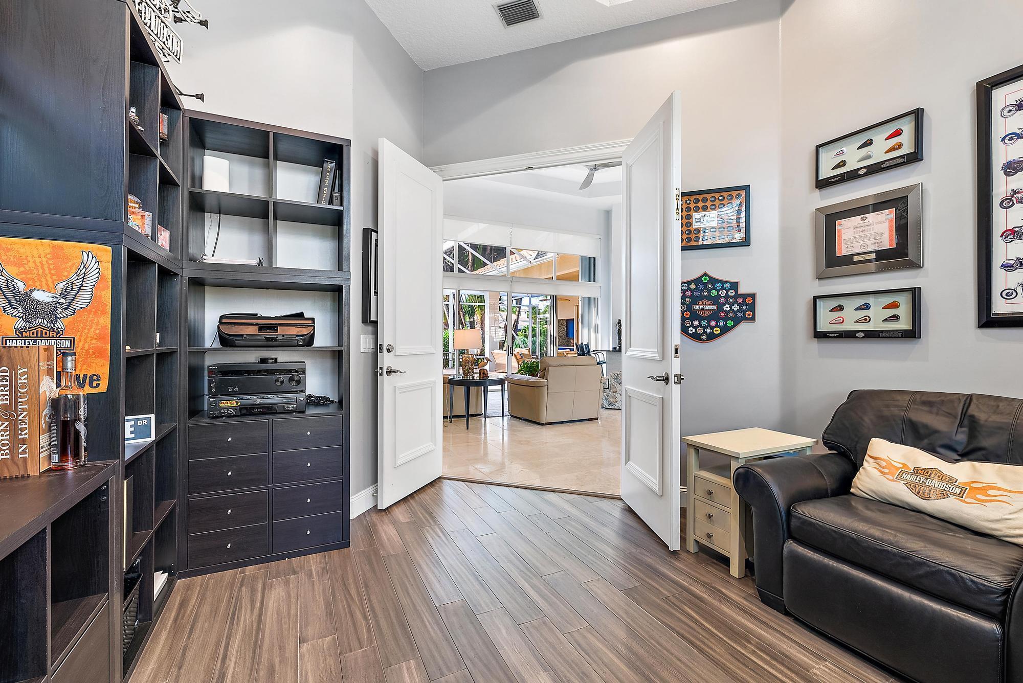 IBIS GOLF AND COUNTRY CLU - Residential