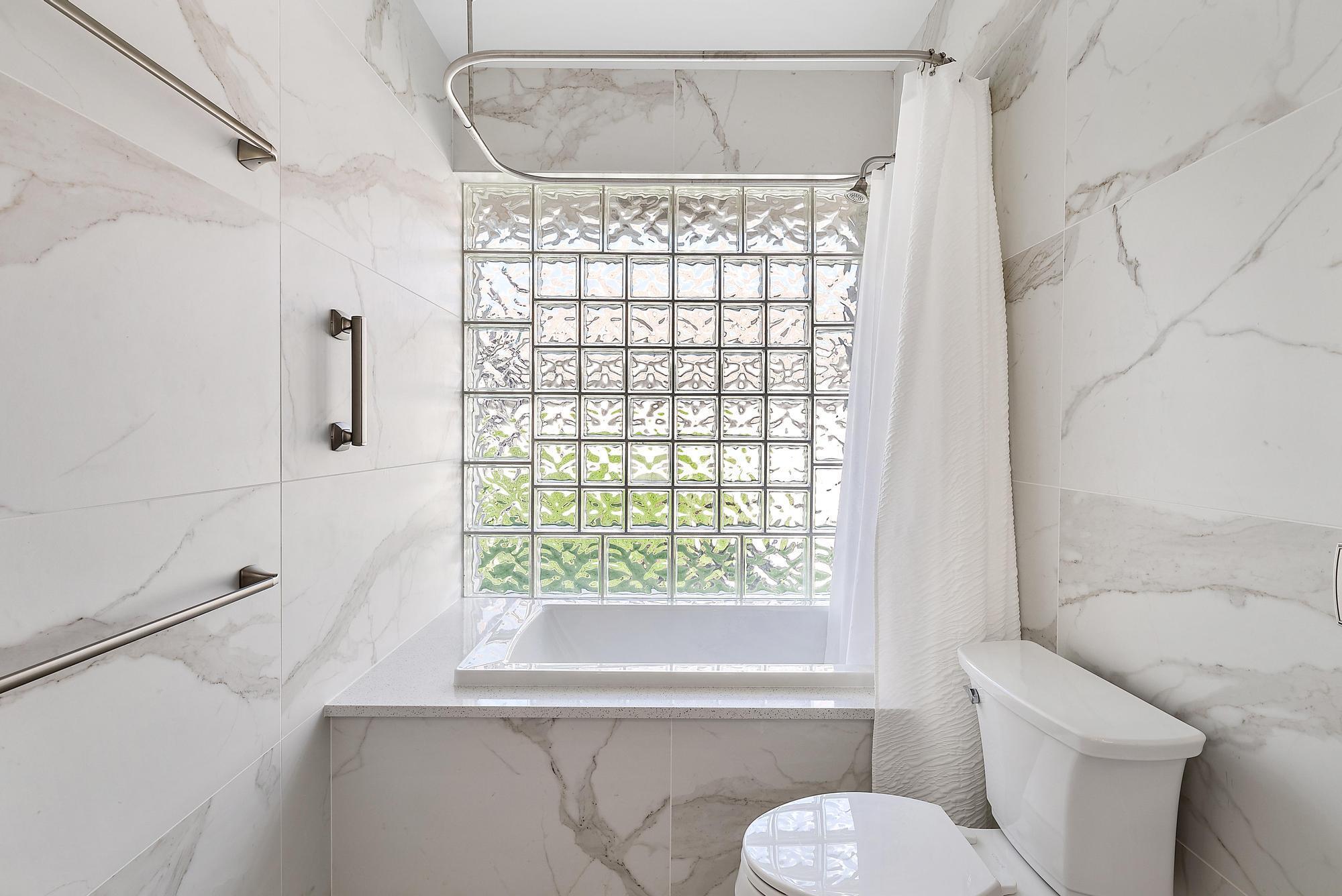 IBIS GOLF AND COUNTRY CLU - Residential