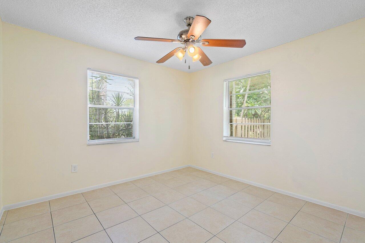 Gulfstream Apartments - Residential Lease