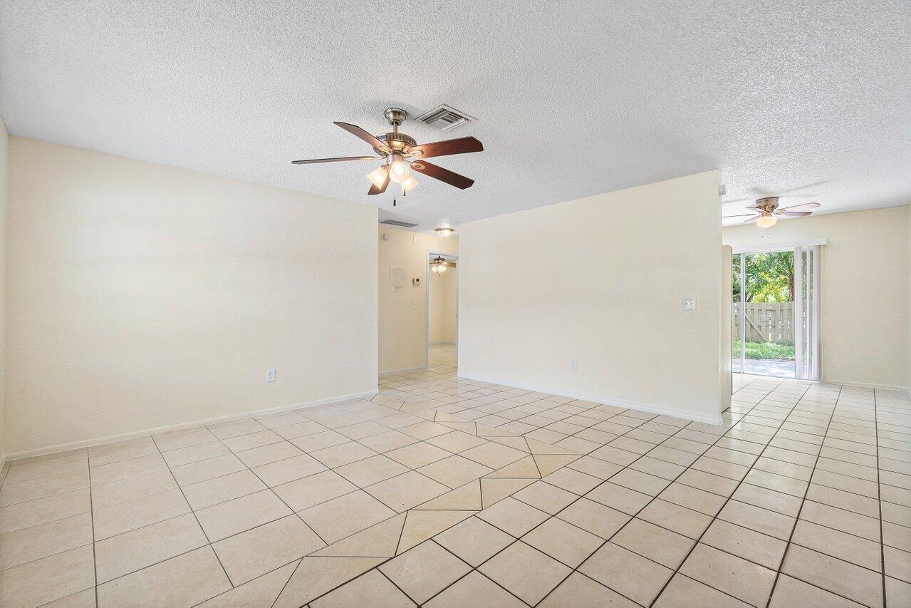 Gulfstream Apartments - Residential Lease