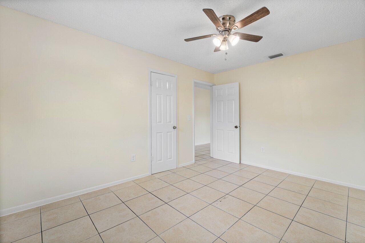 Gulfstream Apartments - Residential Lease