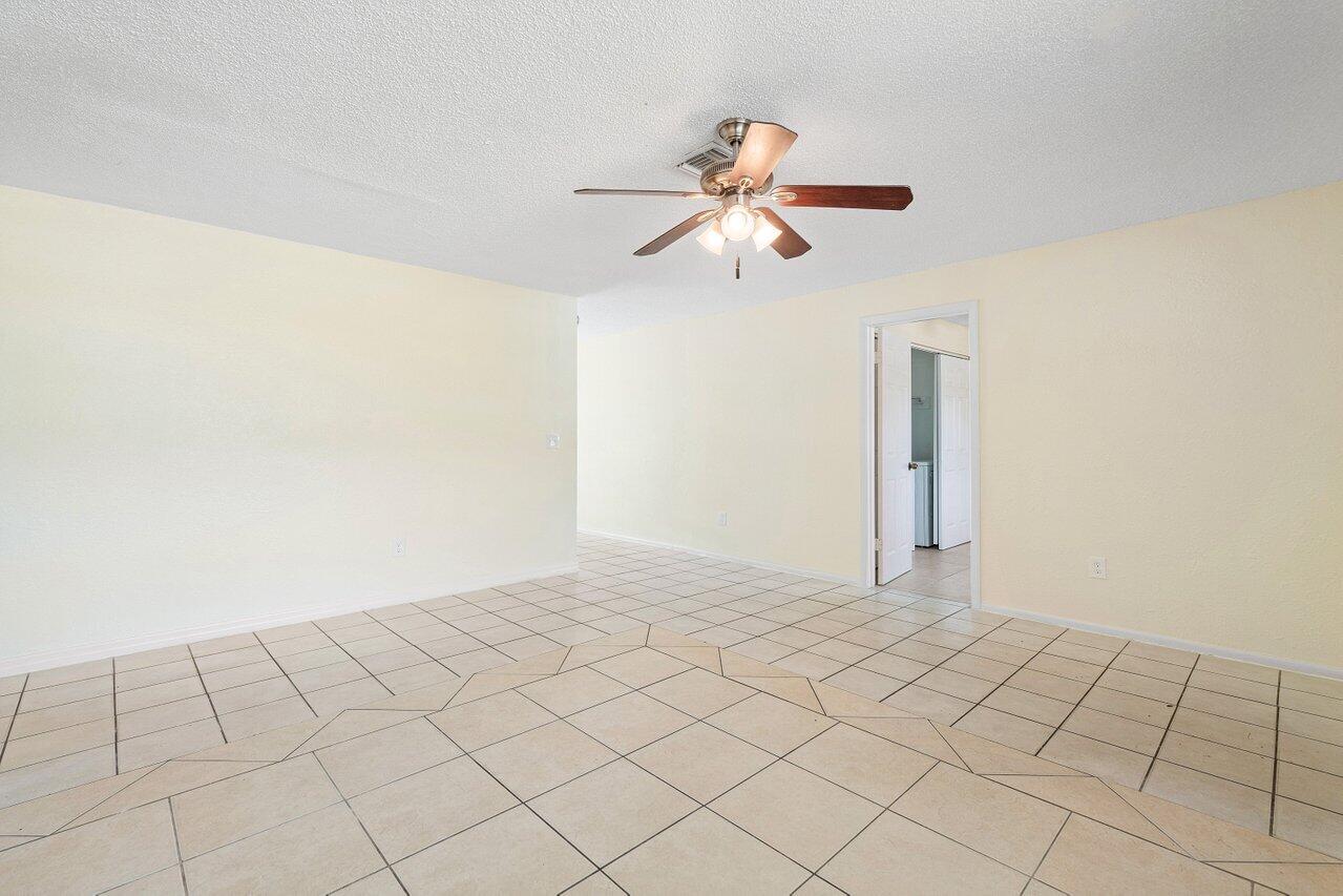 Gulfstream Apartments - Residential Lease
