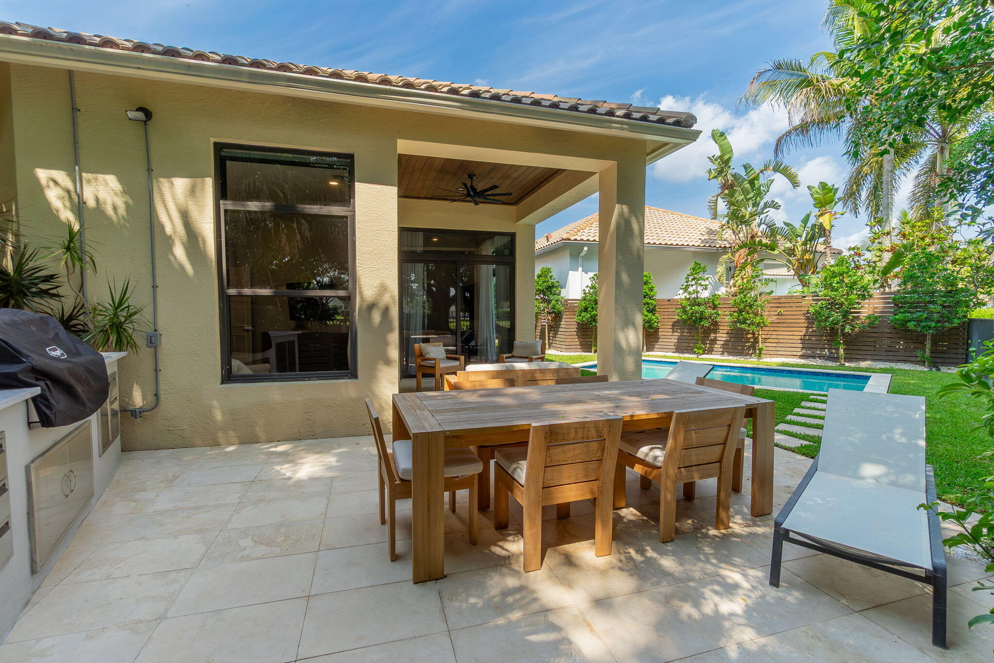 EAGLES LANDING OF P B POLO AND COUNTRY CLUB - Residential