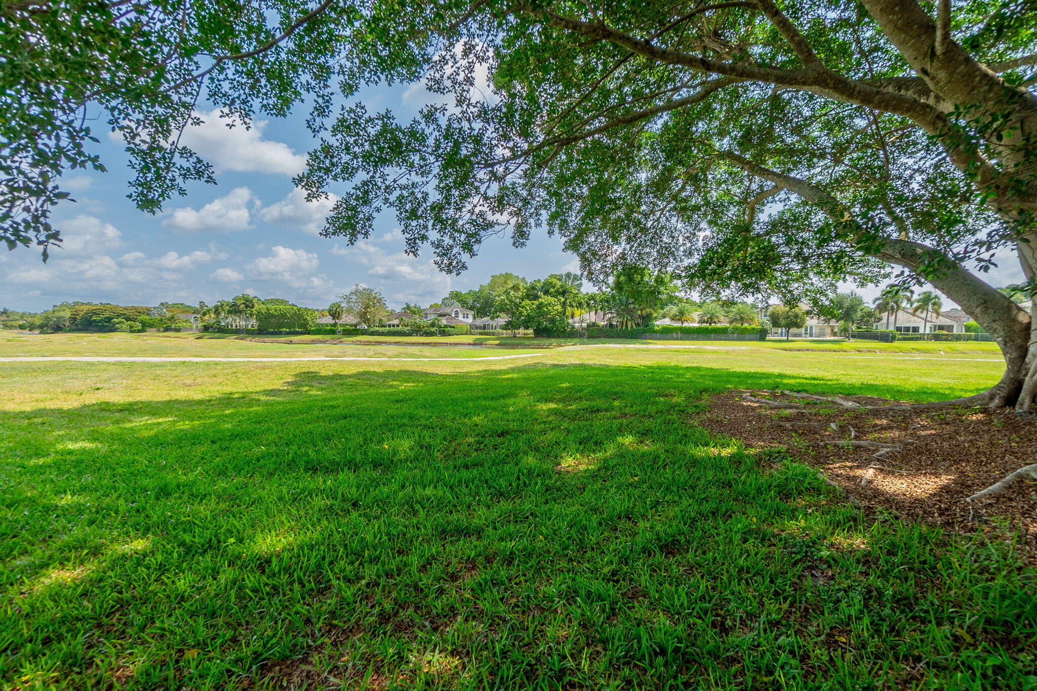 EAGLES LANDING OF P B POLO AND COUNTRY CLUB - Residential