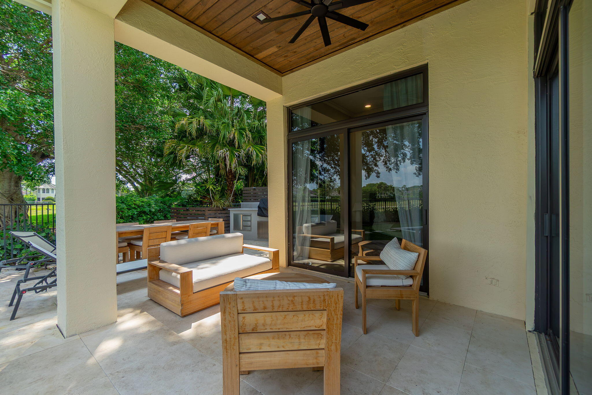 EAGLES LANDING OF P B POLO AND COUNTRY CLUB - Residential