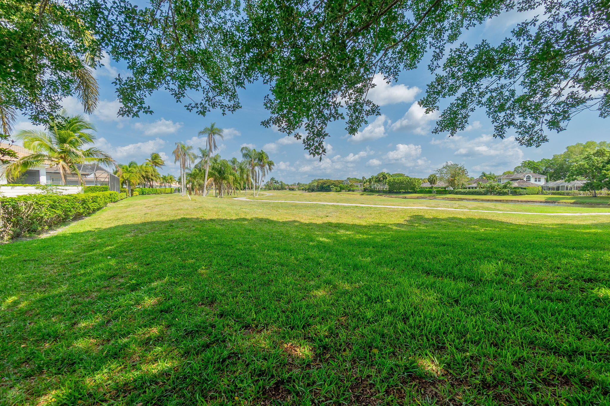 EAGLES LANDING OF P B POLO AND COUNTRY CLUB - Residential