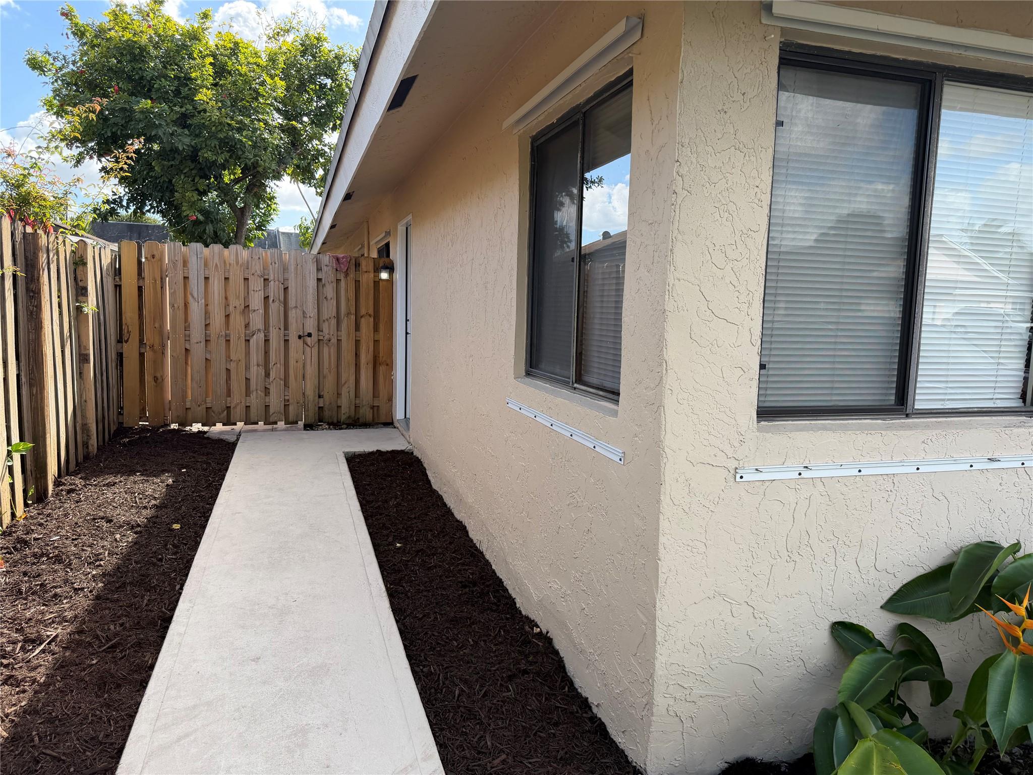 North Lauderdale Div B - Residential Lease