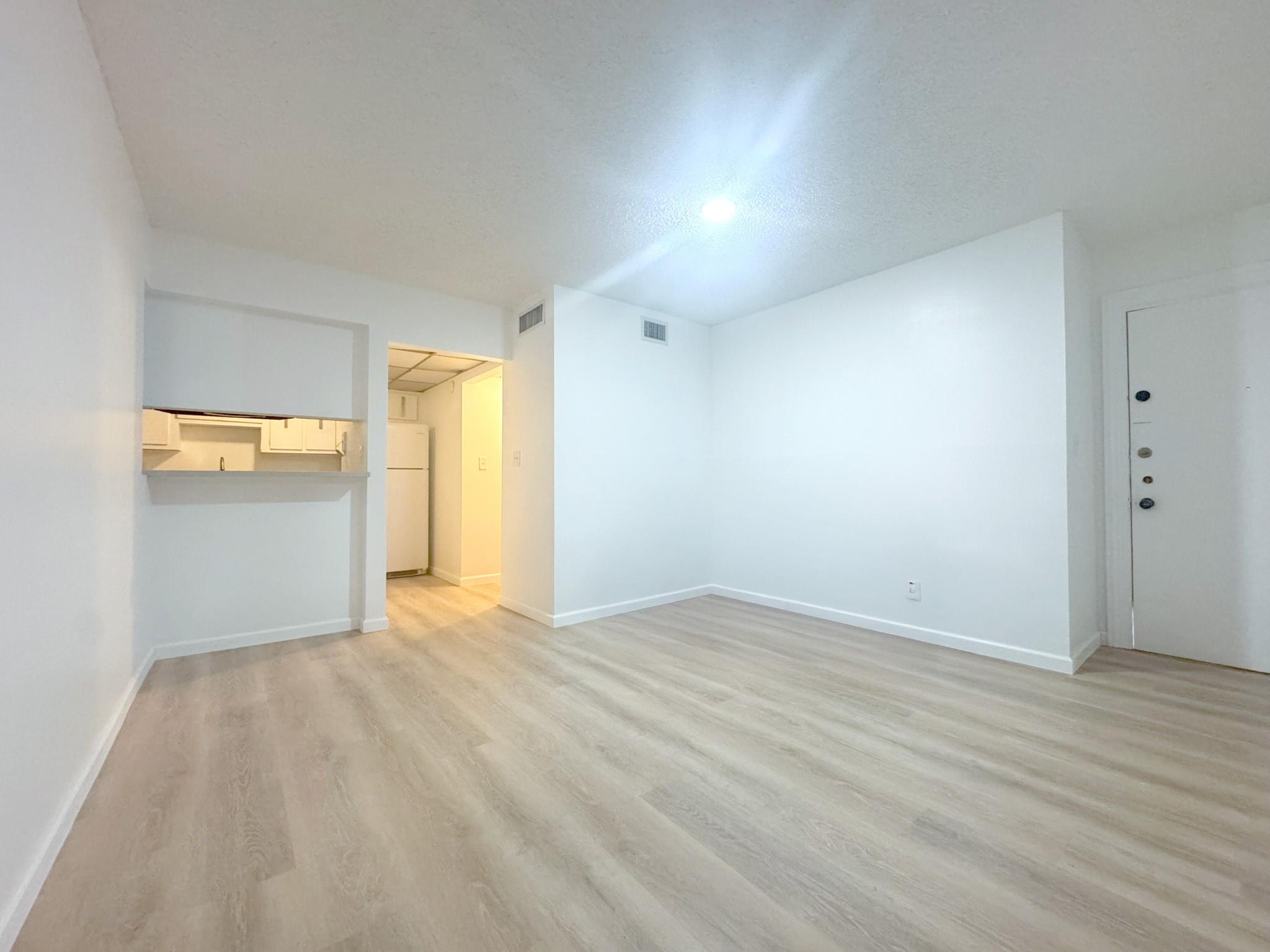 Wood Hue III - Residential