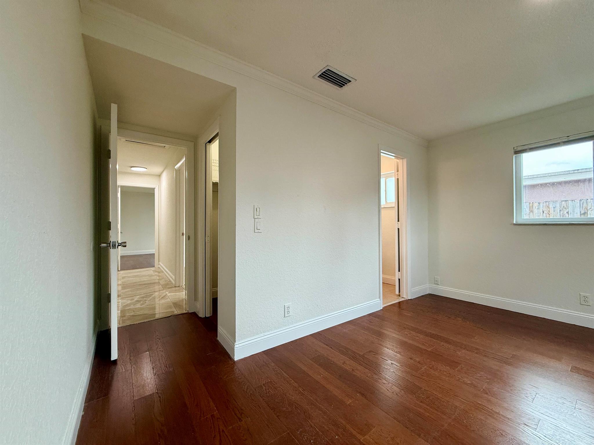 ORIOLE MARGATE SEC 1 - Residential