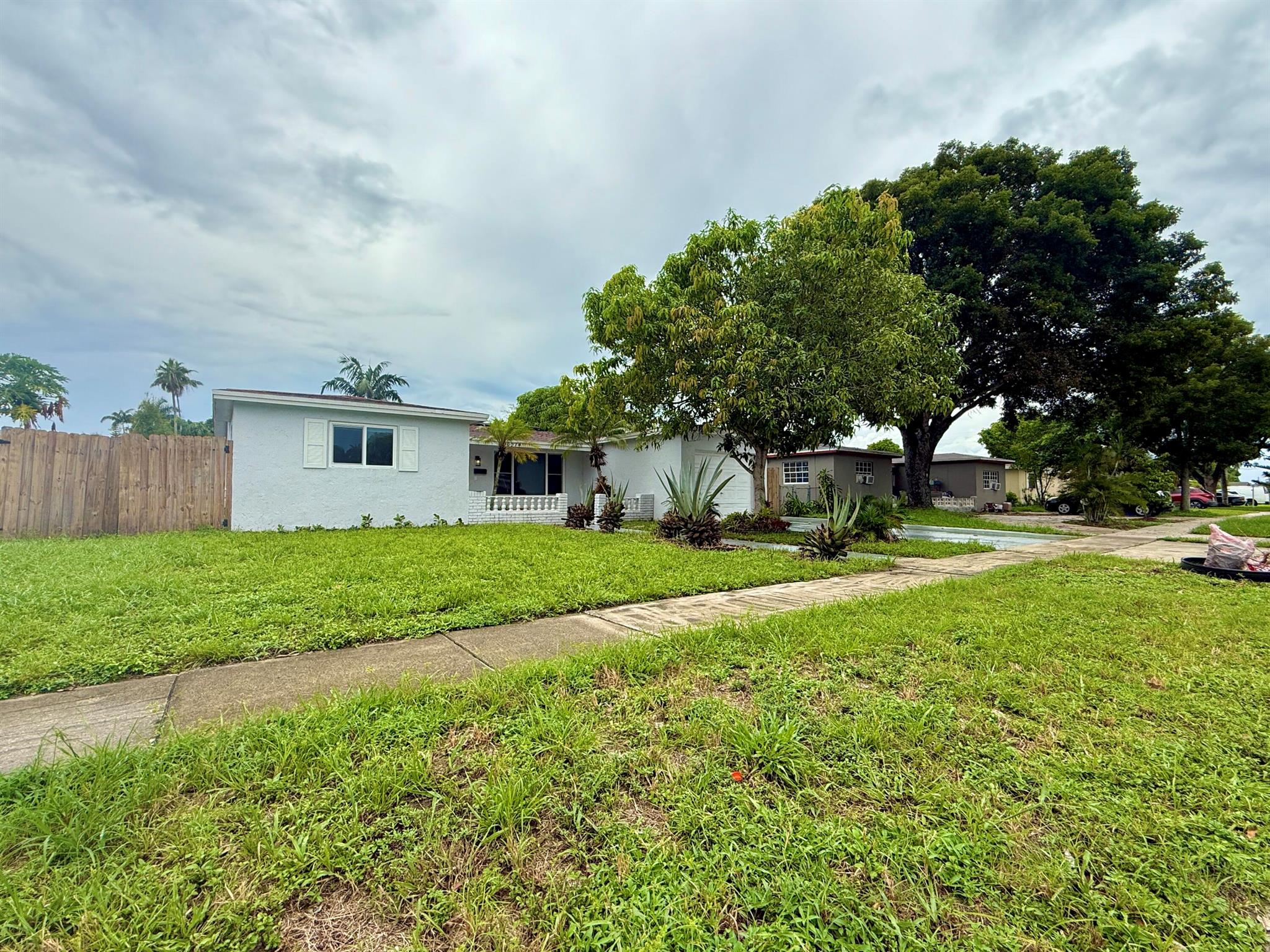 ORIOLE MARGATE SEC 1 - Residential